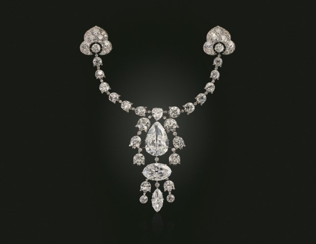 A BELLE ÉPOQUE DIAMOND DEVANT-