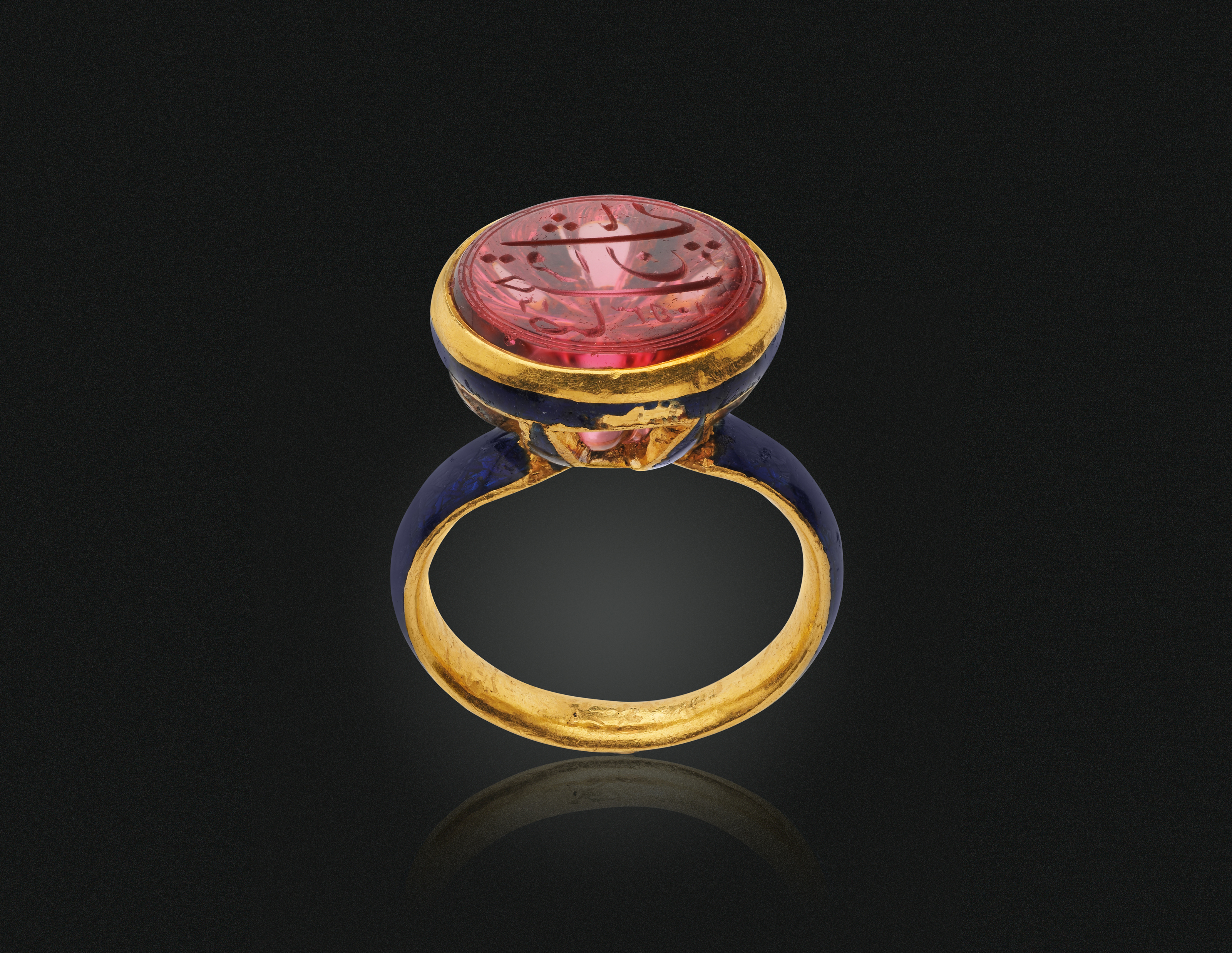 'THE SHAH JAHAN SEAL RING’AN ANTIQUE SPINEL AND ENAMEL RING