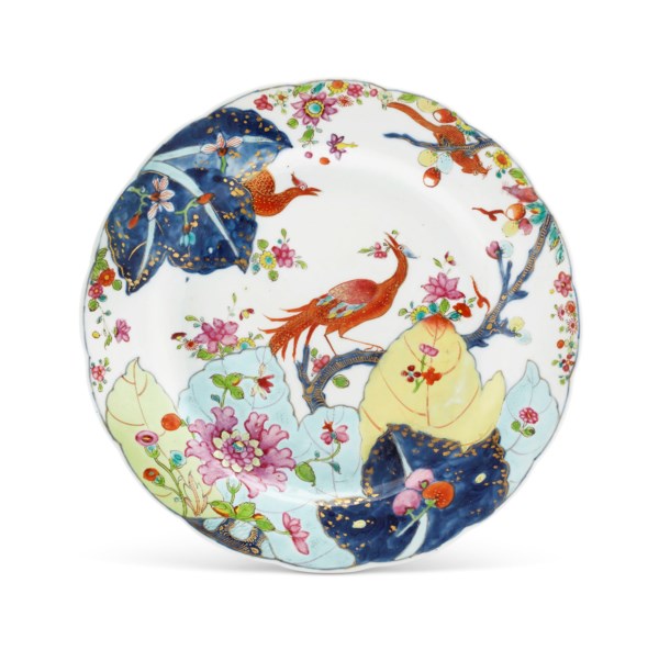 A 'TOBACCO LEAF' PLATE, QIANLONG PERIOD, CIRCA 1780