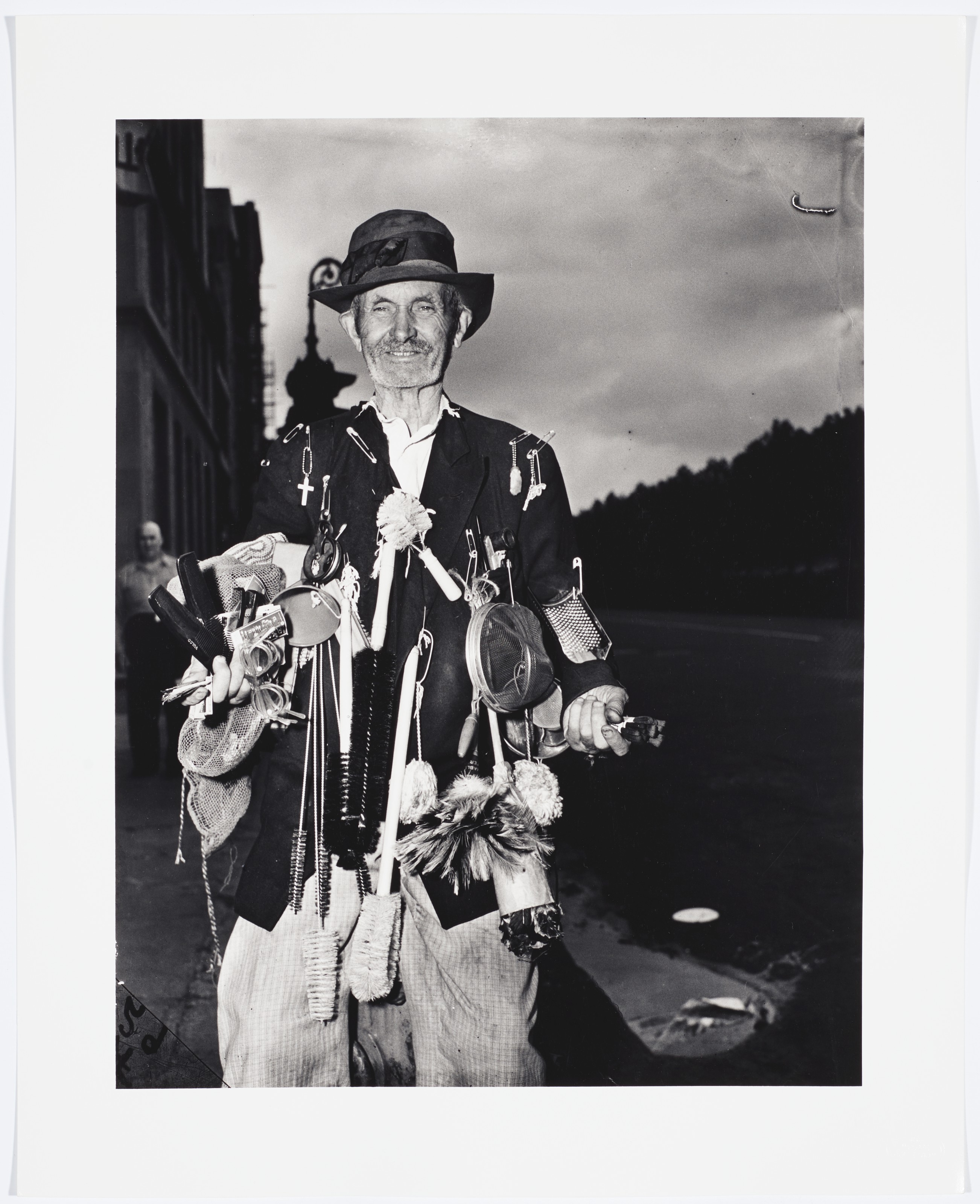Weegee Portfolio - Thumb 2