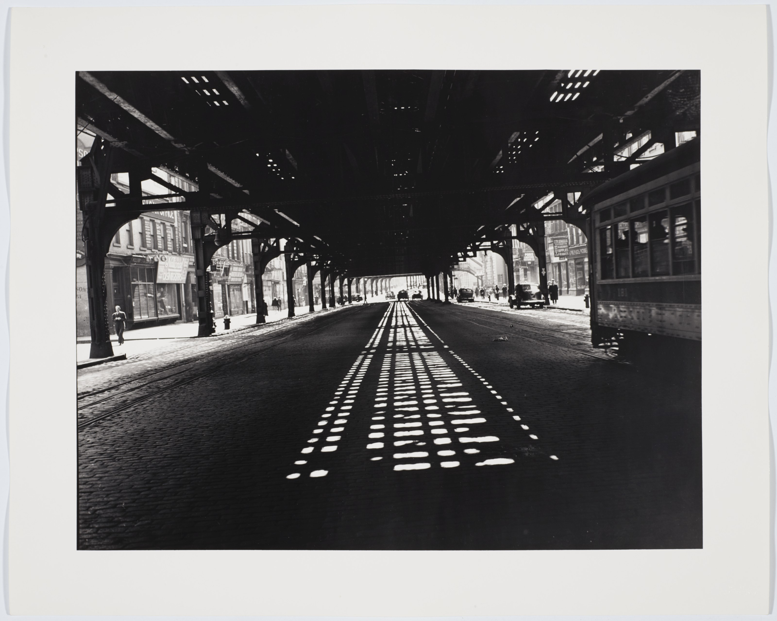 Weegee Portfolio - Thumb 34