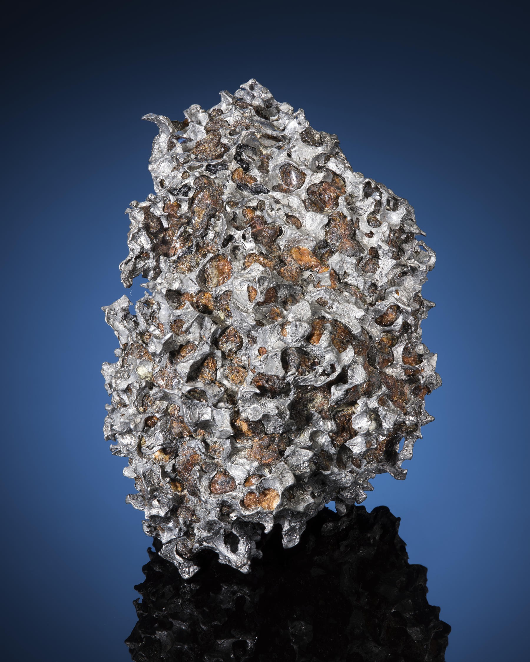 A LARGE ADMIRE METEORITE NUGGET, Pallasite — PMGLyon County, Kansas