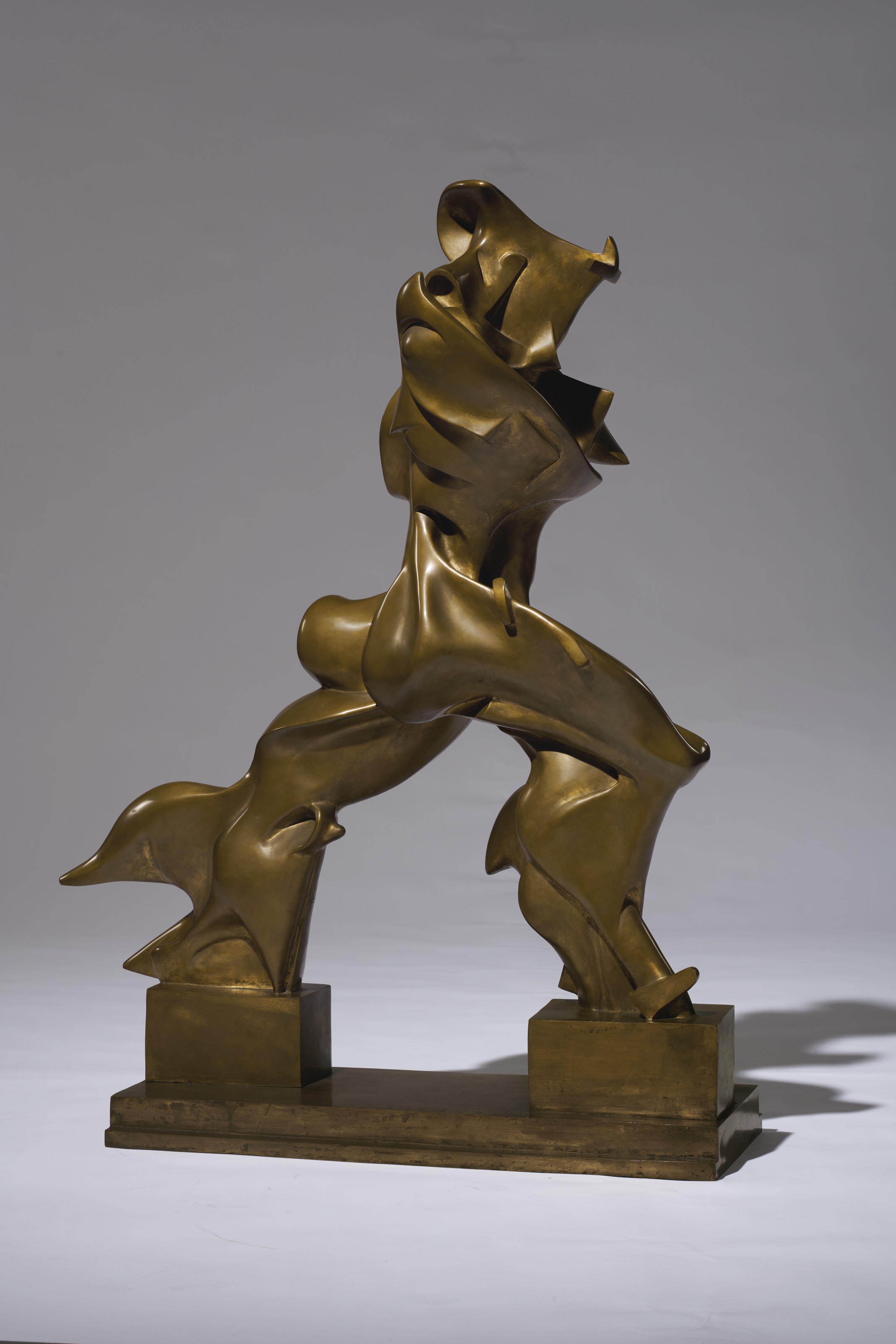 Umberto Boccioni 1882 1916 Forme Uniche Della Continuita Nello Spazio Unique Forms Of Continuity In Space 1910s Sculptures Statues Figures Christie S