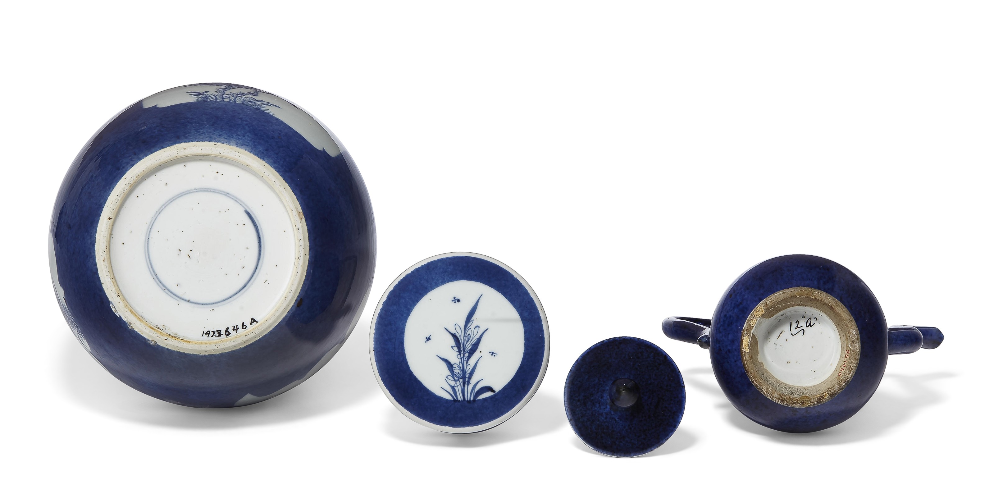 清康熙灑藍釉開光蓋罐及帶蓋執壺, KANGXI PERIOD (1662-1722) | Christie's