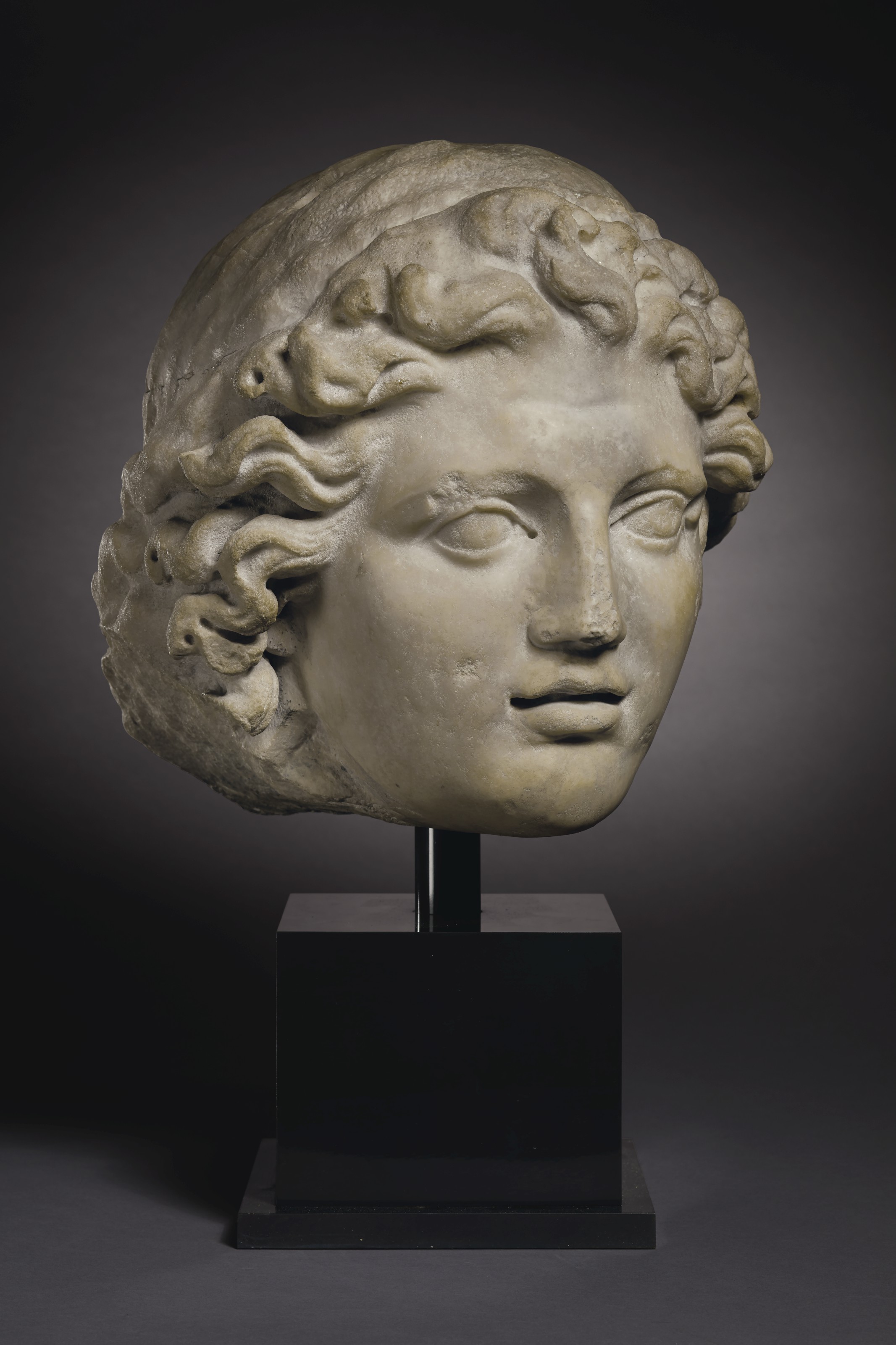 Christie S Urged To Pull Sale Of Statue Linked To Disgraced Dealers Artnews Com