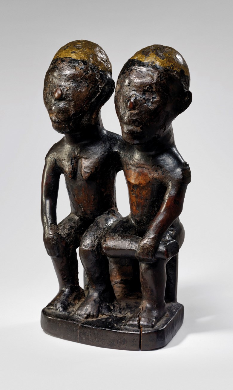 Congolese couple, Democratic Republic of Congo. Height 21  cm (8¼  in). Sold for €212,500 on 10 April 2019 at Christie’s in Paris