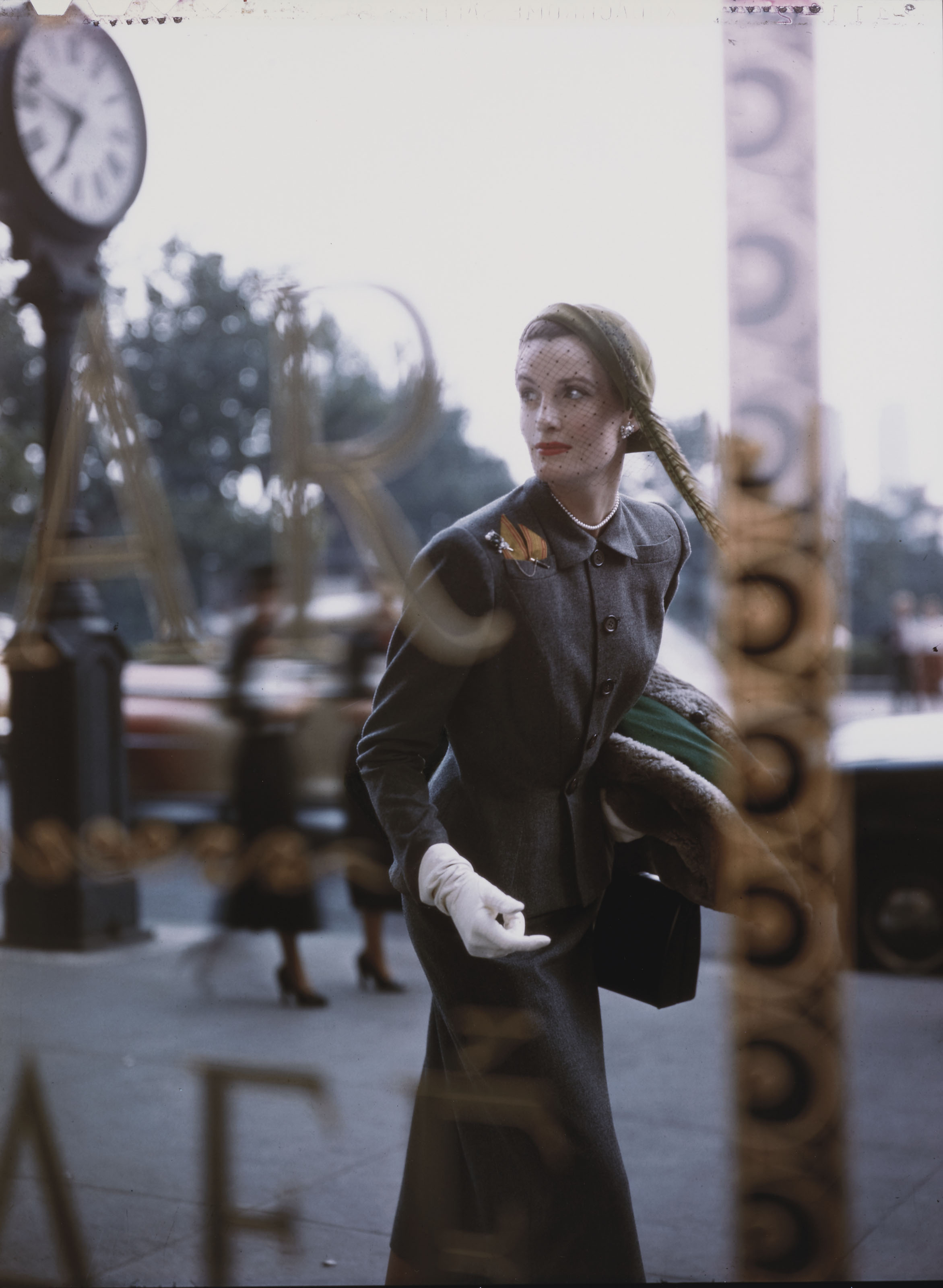 NORMAN PARKINSON (1913-1990), New York, New York, East River Drive