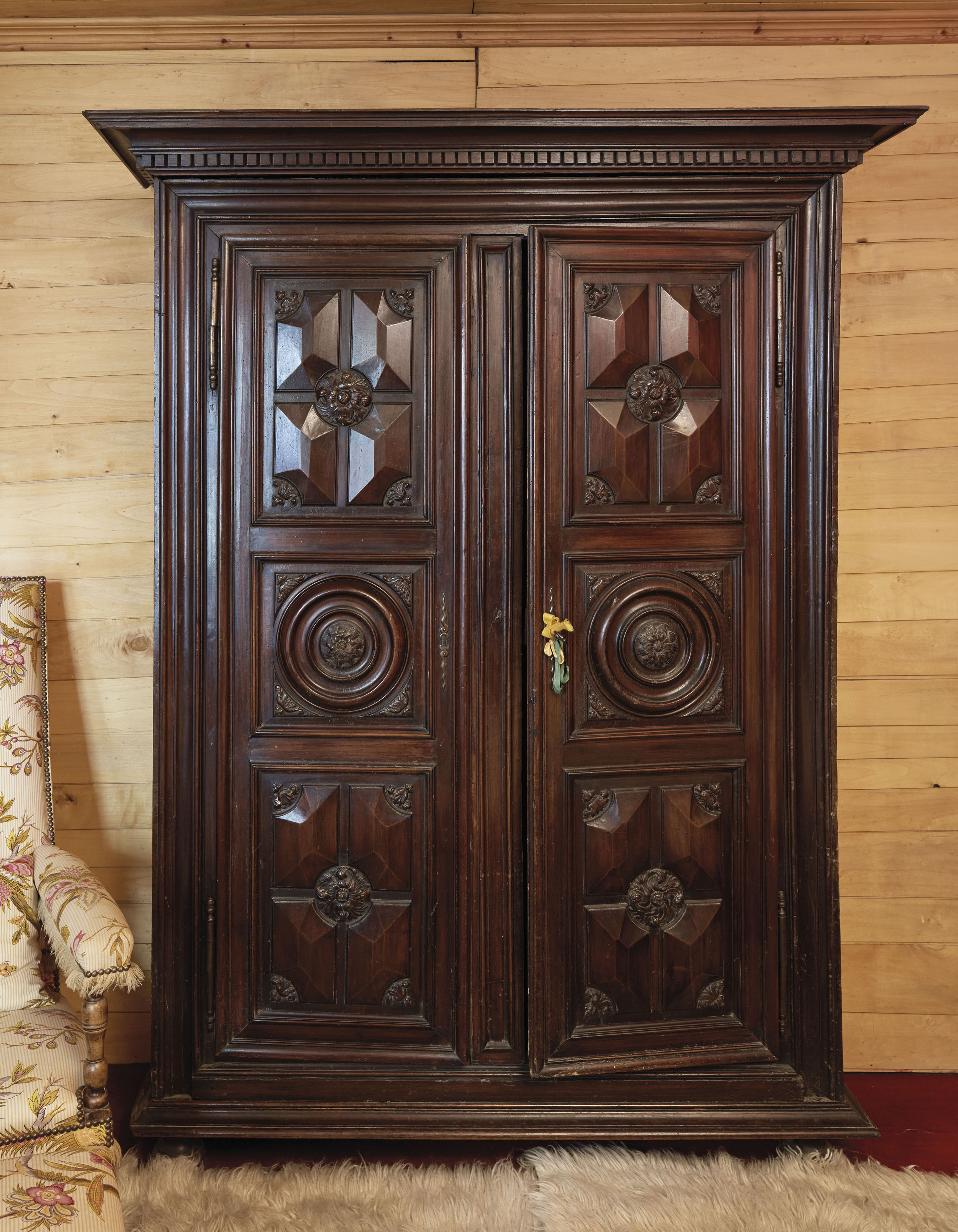 Armoire D Epoque Louis Xiii En Partie De La Premiere Moitie Du