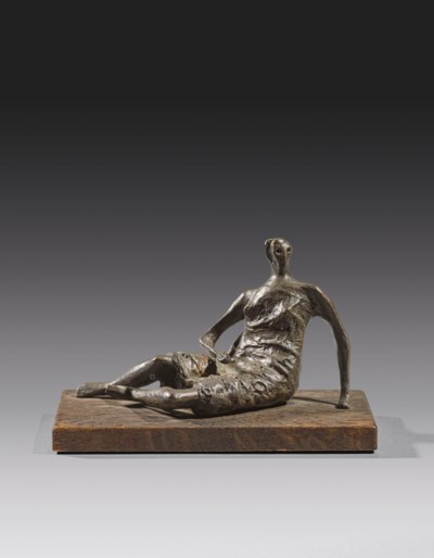 henry moore reclining woman
