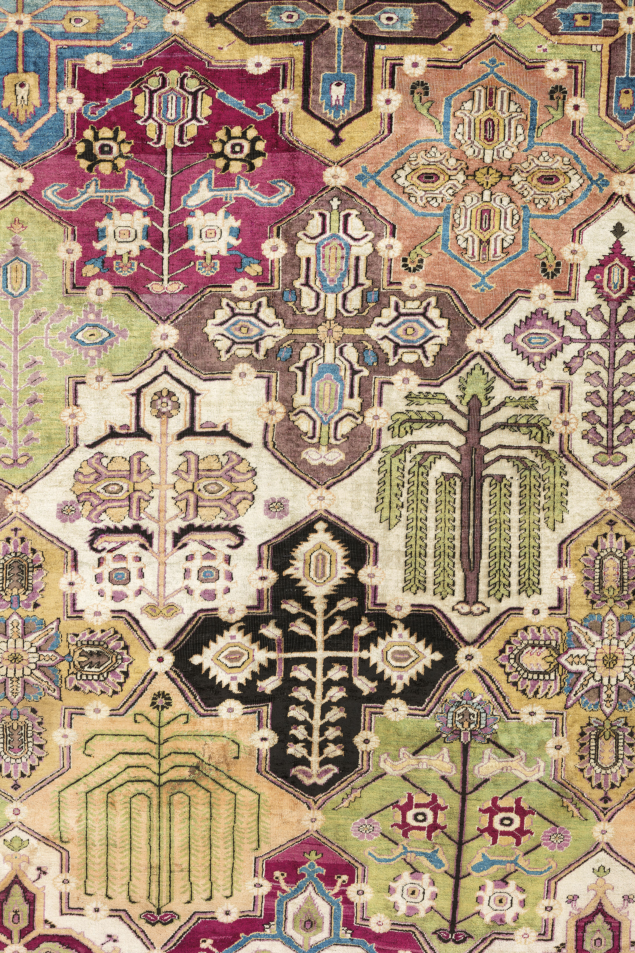 A SILK KASHAN 'MOHTASHAM' CARPET