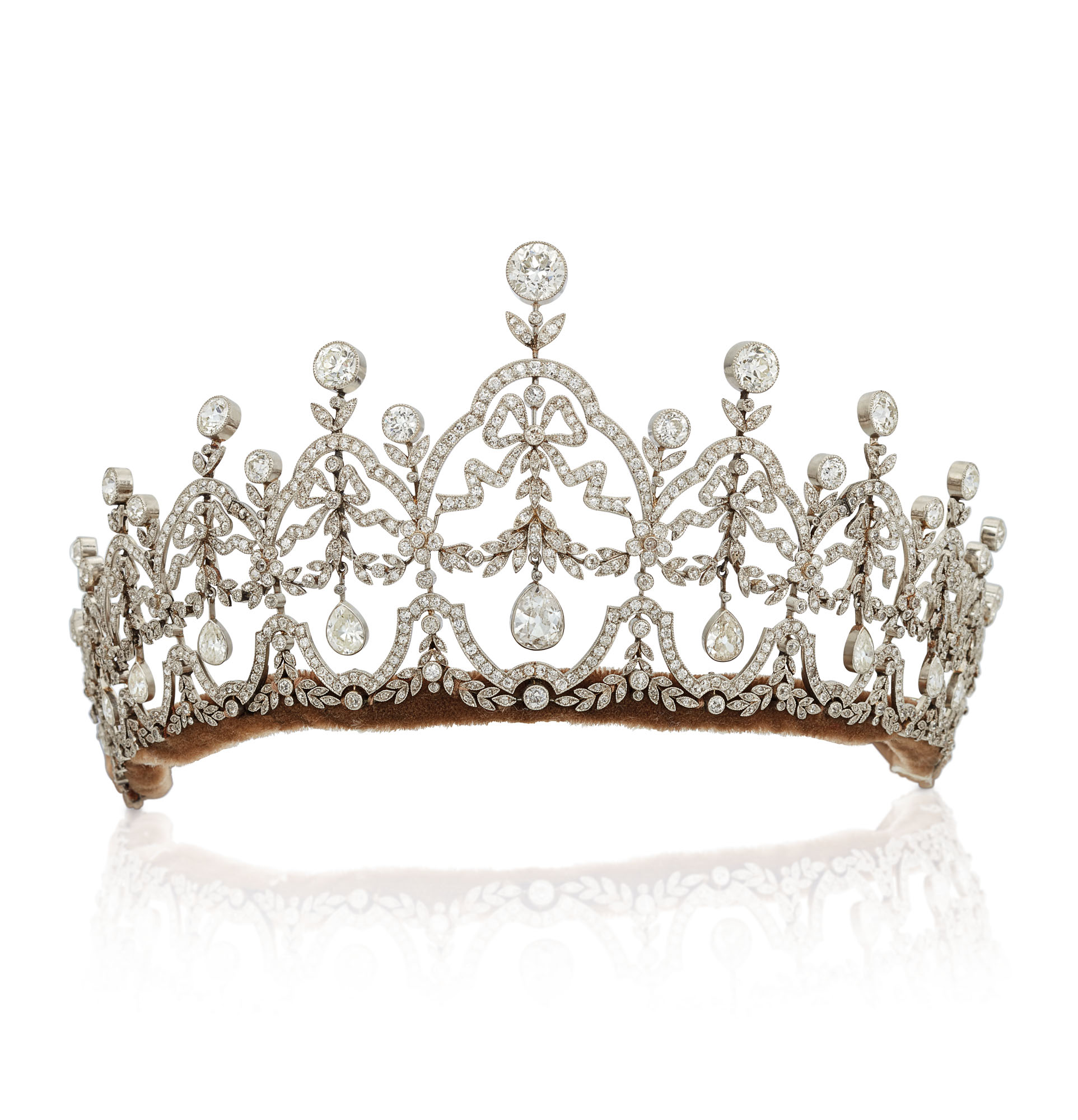 EARLY 20TH CENTURY DIAMOND TIARA, Christie’s