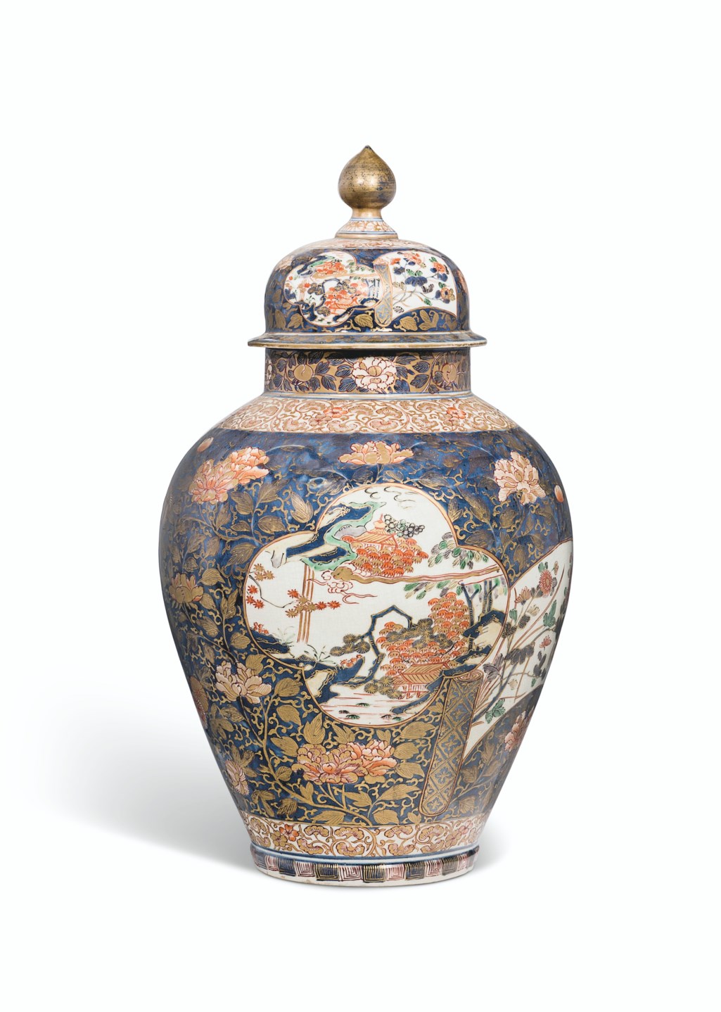 A PAIR OF JAPANESE IMARI VASES AND COVERS, EDO PERIOD (LATE 17TH CENTURY) Christie’s