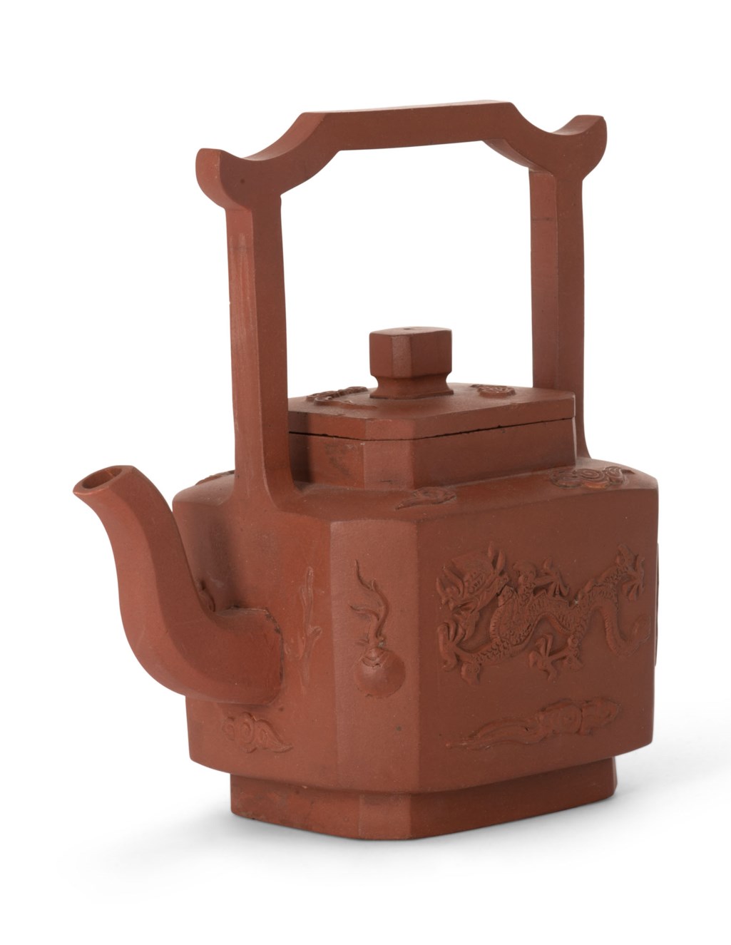 A CHINESE YIXING RED POTTERY TEAPOT, 18TH CENTURY Christie’s