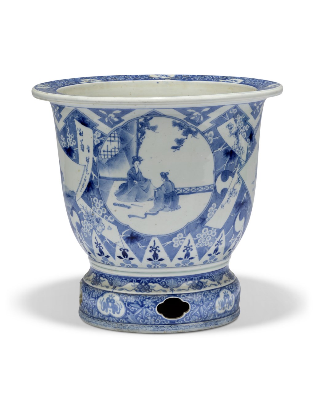 A JAPANESE BLUE AND WHITE PORCELAIN LARGE JARDINIERE, MEIJI PERIOD