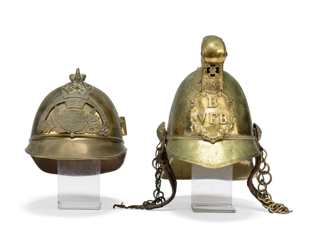 A VICTORIAN BRASS 'MERRYWEATHER' BRASS FIRE HELMET, LATE 19TH CENTURY