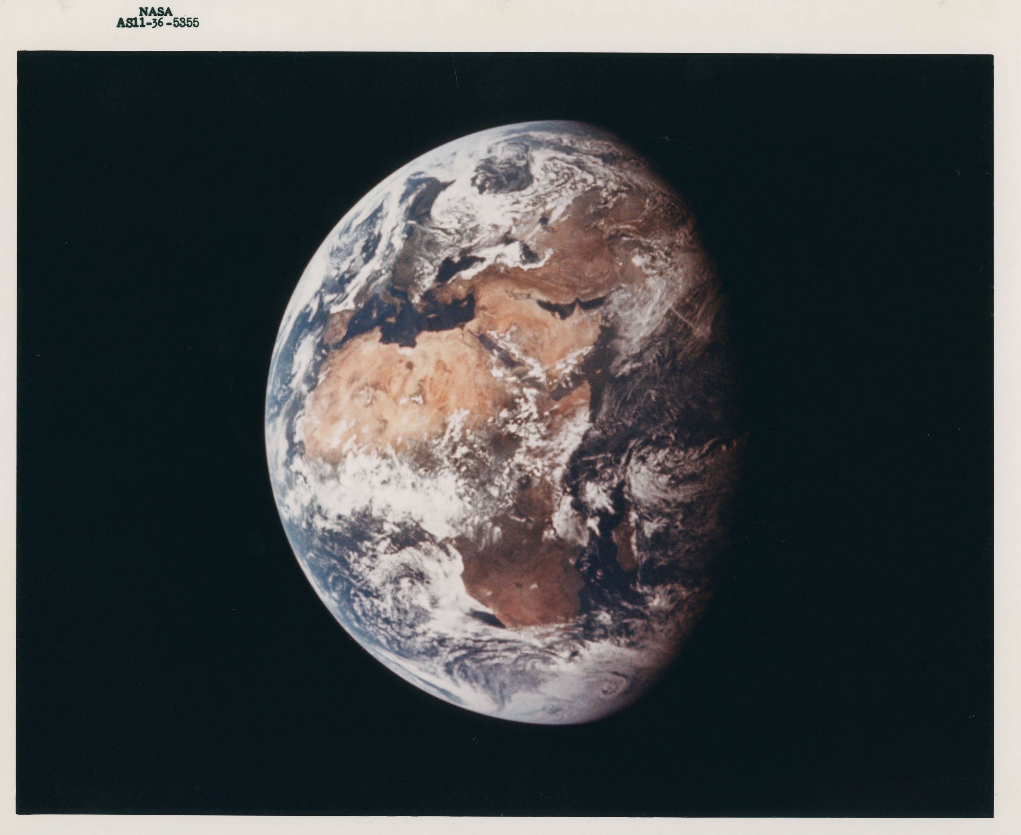 Earth seen from the spacecraft at mid distance of the Moon, July 16-24