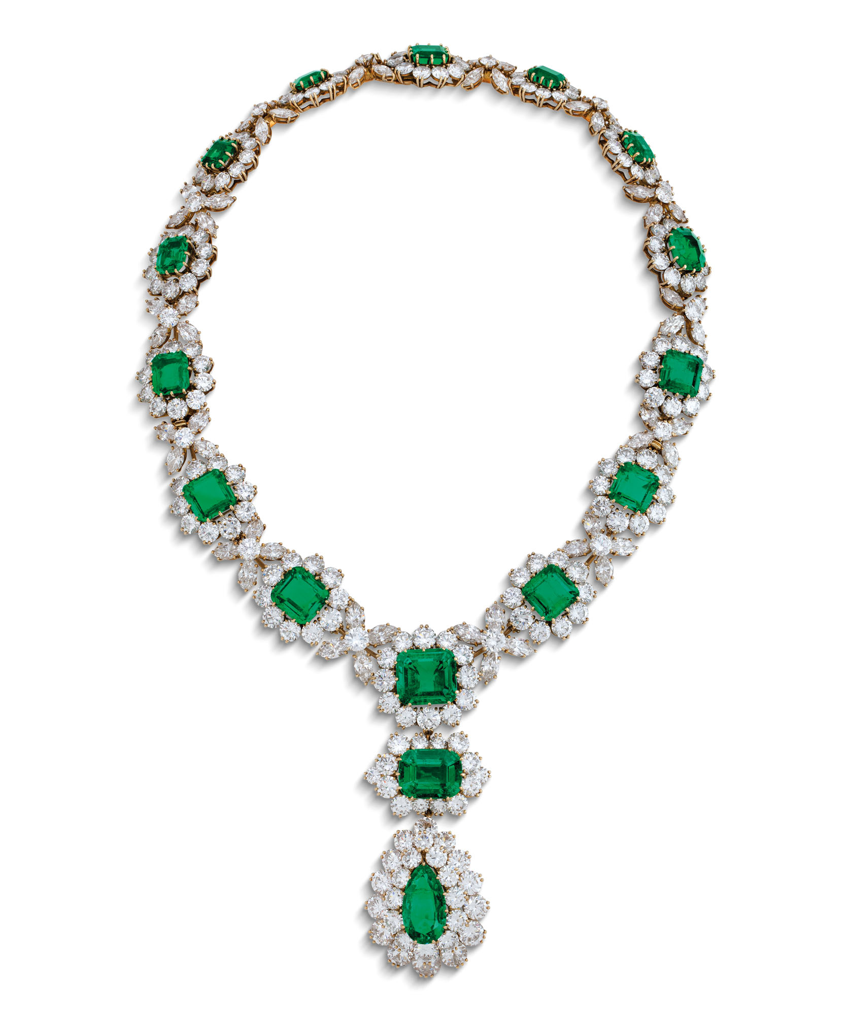 MAGNIFICENT EMERALD AND DIAMOND NECKLACE, BULGARI | Christie's