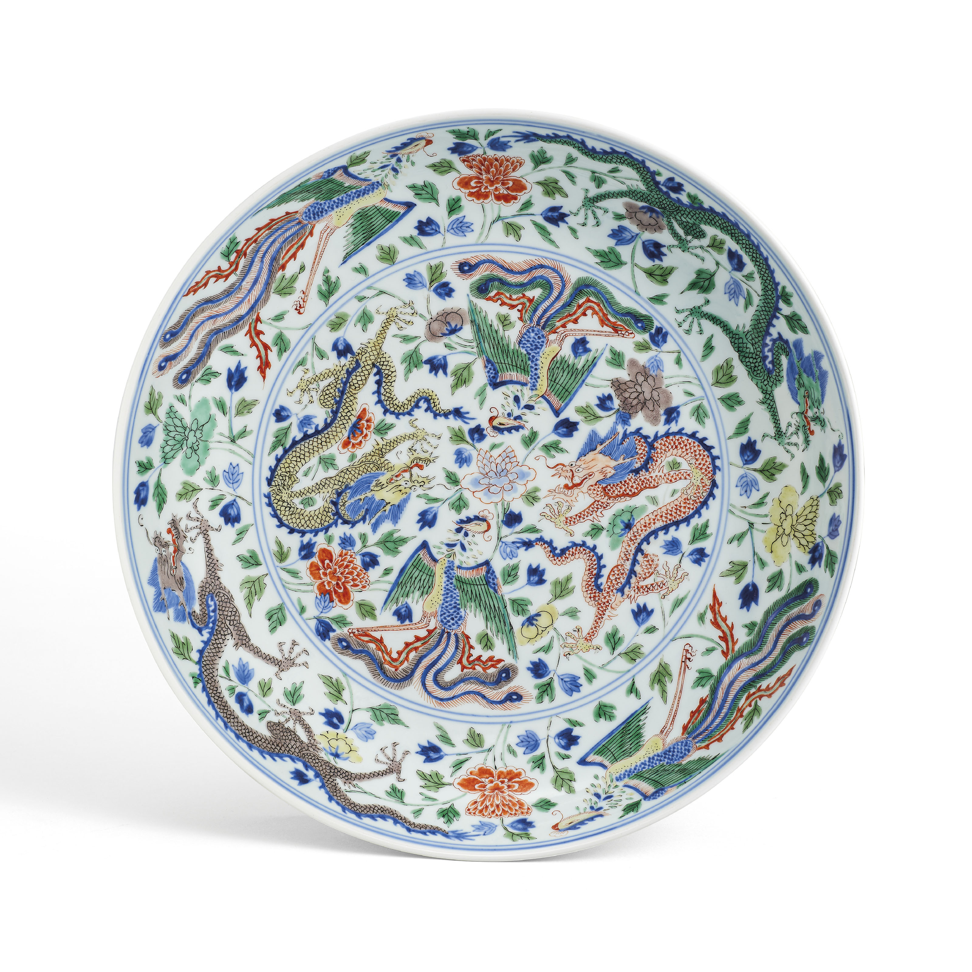 A WUCAI ‘DRAGON AND PHOENIX’ DISH