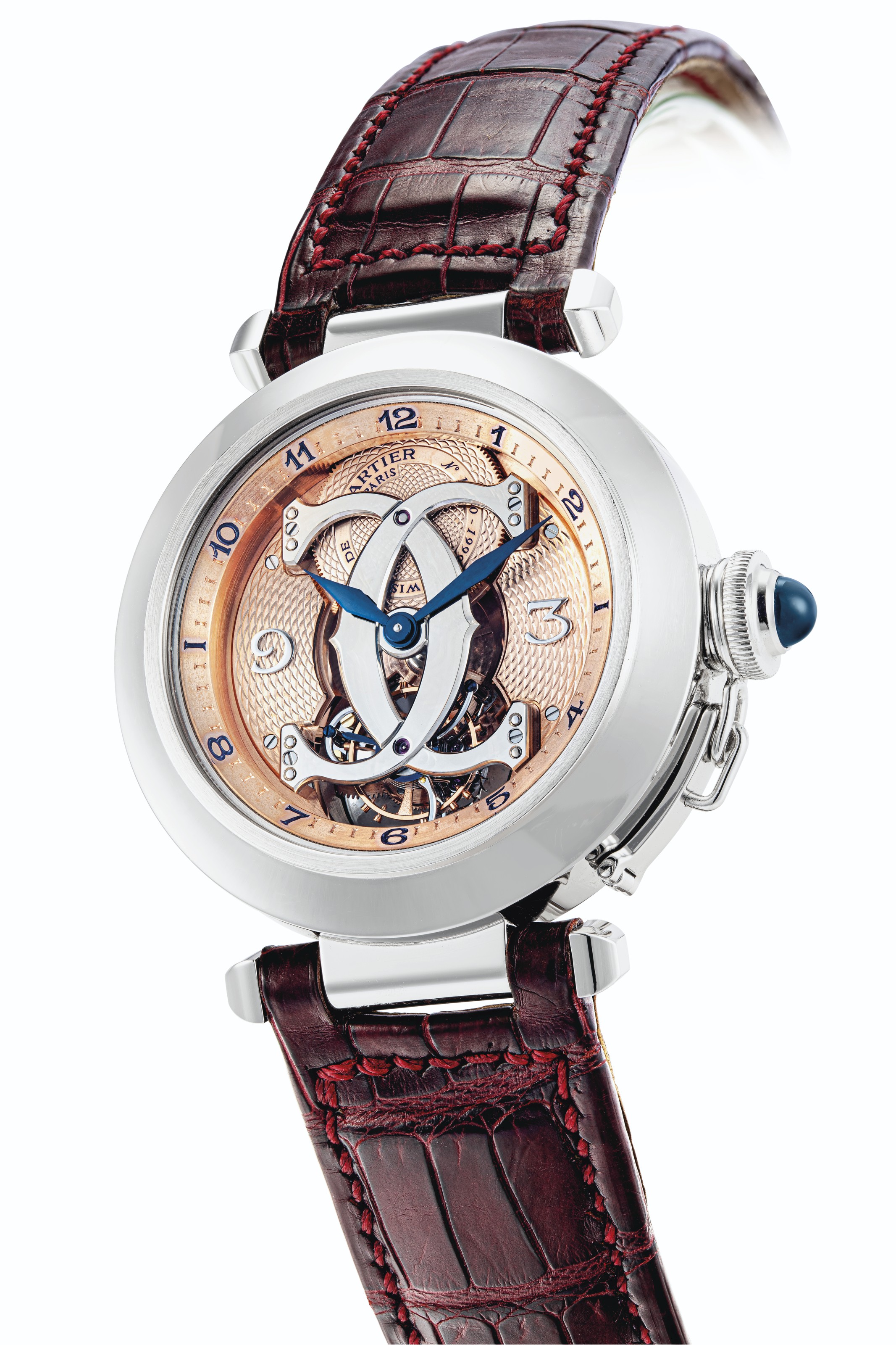 CARTIER. AN 18K GOLD OVAL KEYLESS LEVER DRESS WATCH WITH