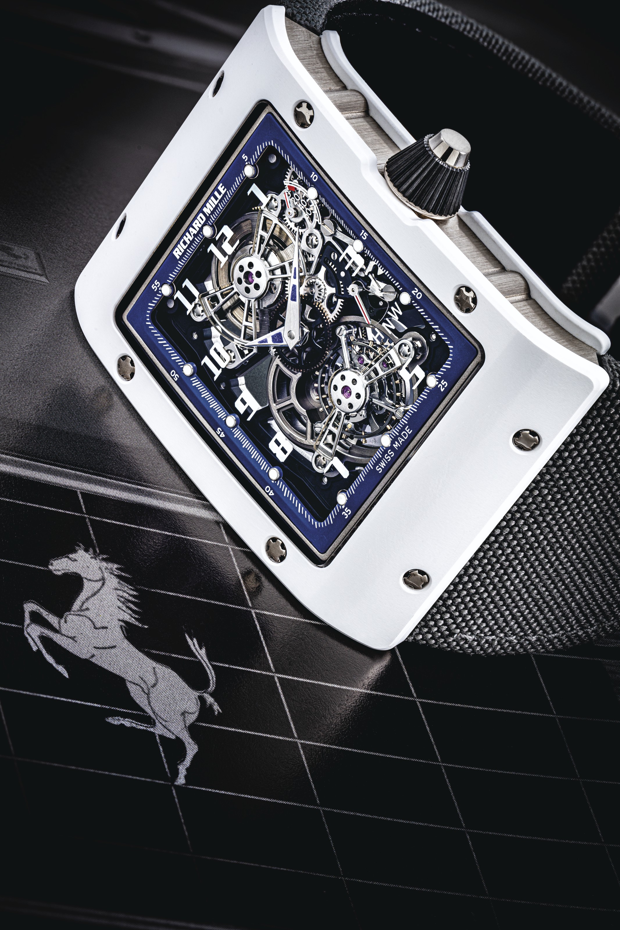 Richard Mille，18k白金及陶瓷长方形镂空腕表，配陀飞轮、动力储存及功能选择， &ldquo;Tourbillon Extra Flat&rdquo; ，型号RM017，约2017年制。此拍品于2020年7月13日佳士得香港精致名表 钛金属系列及亚洲重要私人收藏 （第三部份）拍卖中售出，成交价3,000,000港元
