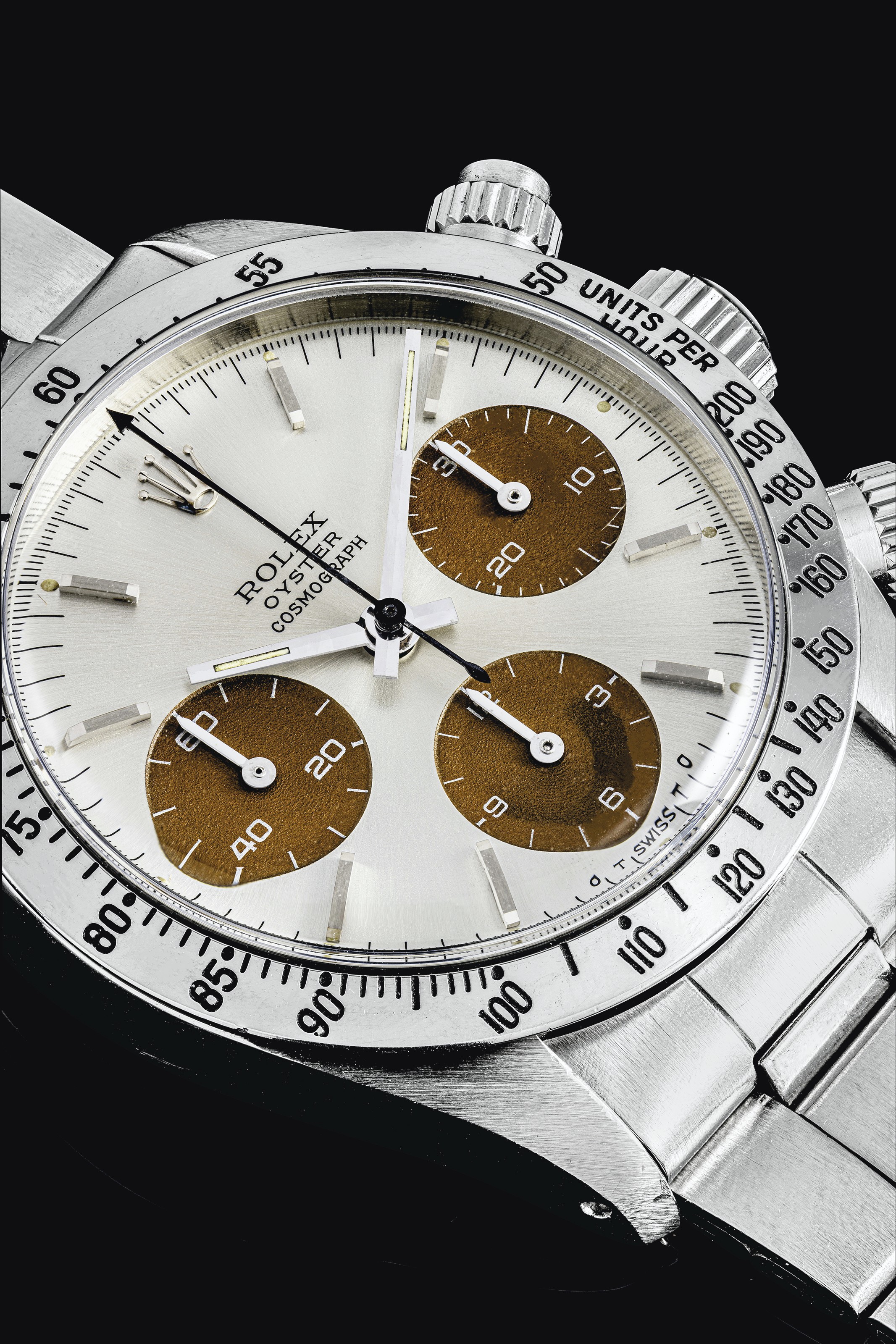 STAINLESS STEEL CHRONOGRAPH WRISTWATCH 
