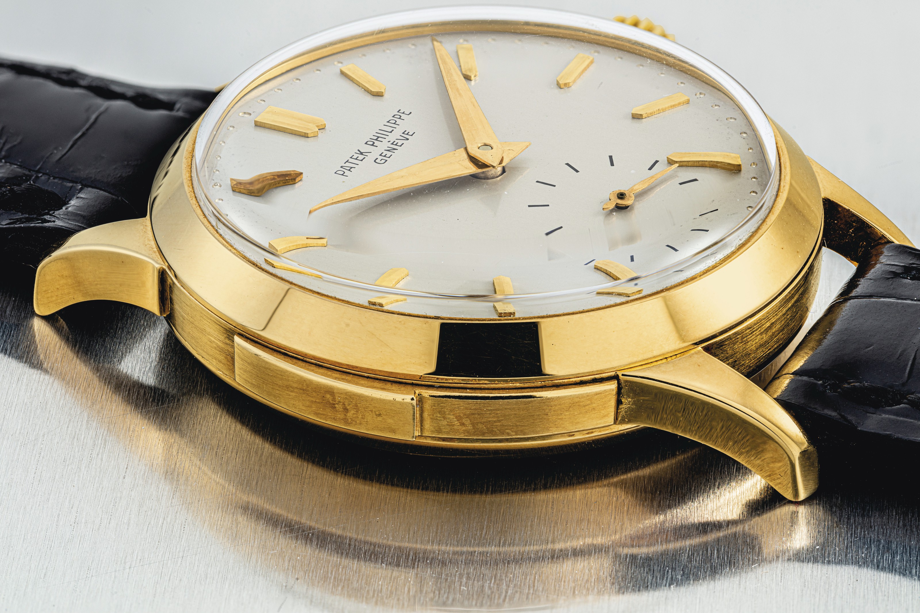 PATEK PHILIPPE. AN EXTREMELY RARE 18K GOLD MINUTE REPEATING WRISTWATCH SIGNED PATEK PHILIPPE GENEVE REF. 2524 1 MOVEMENT NO. 861 365 CASE NO. 690 960 MANUFACTURED IN 1955 Christie s