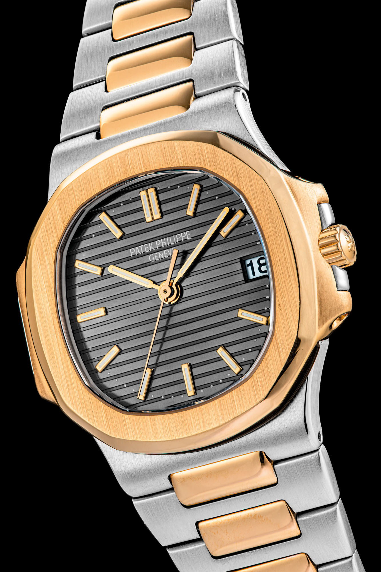 patek philippe nautilus 18k gold