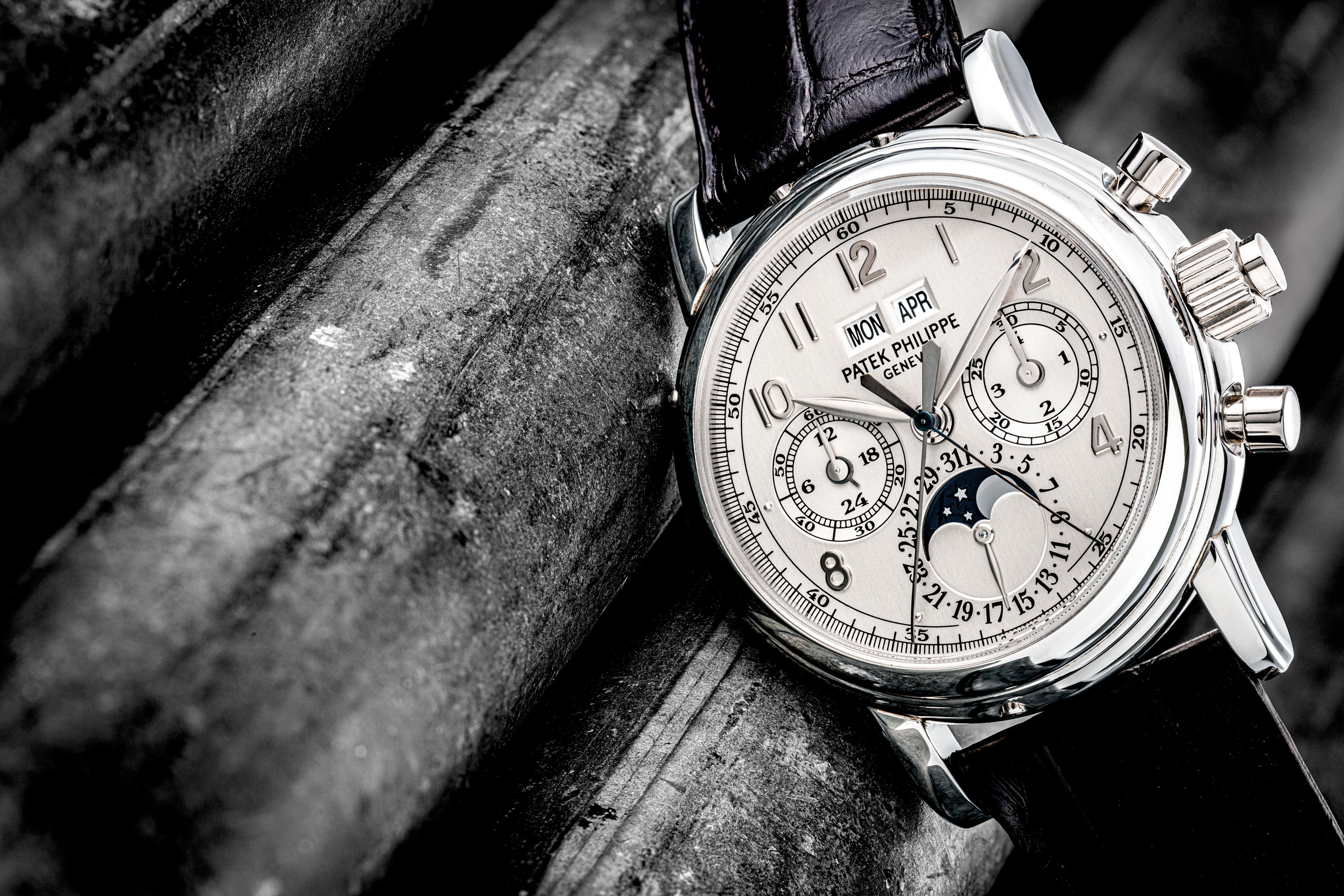 PATEK PHILIPPE. A PLATINUM PERPETUAL CALENDAR SPLIT SECONDS CHRONOGRAPH
