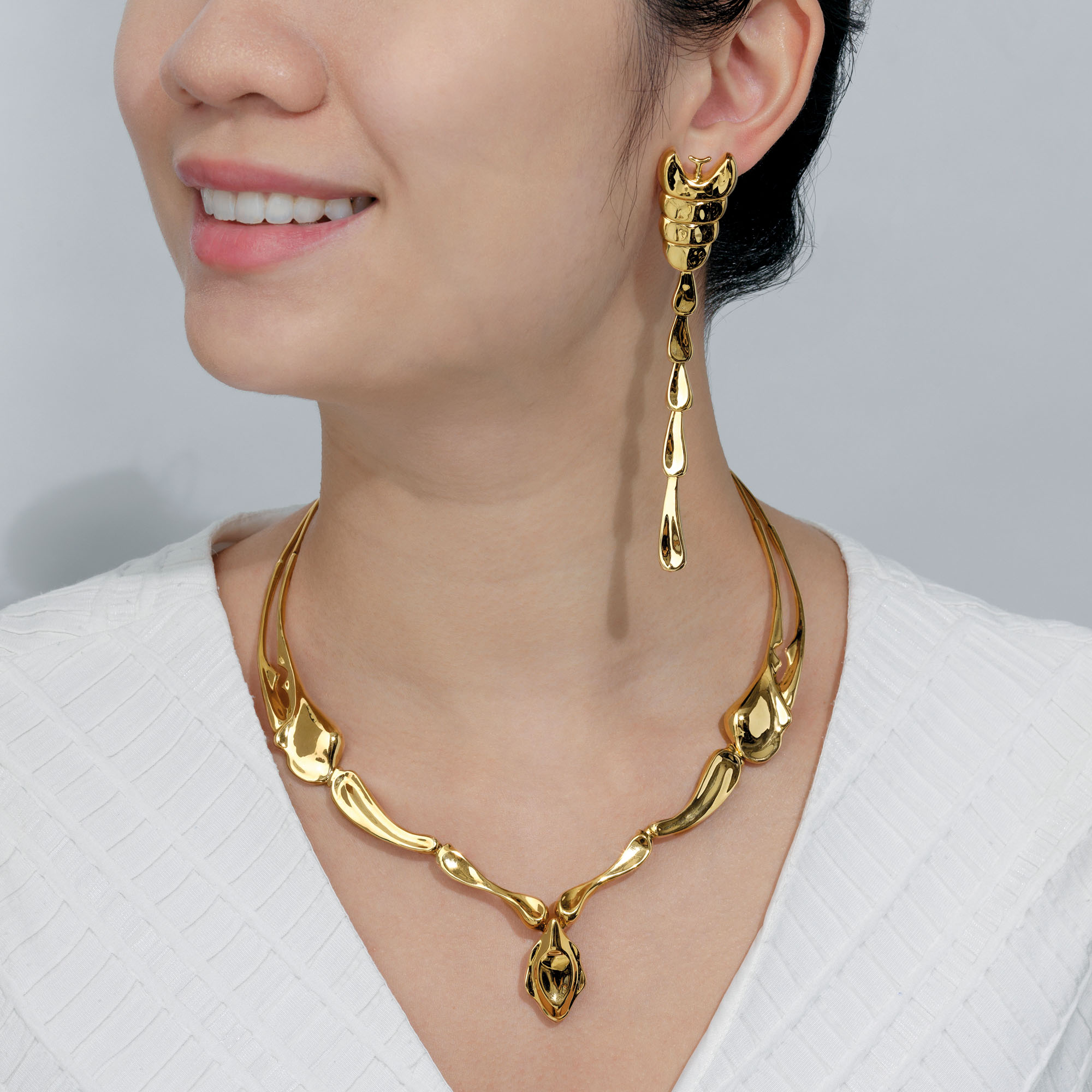 GOLD NECKLACE AND EARRING SUITE ELSA PERETTI TIFFANY CO