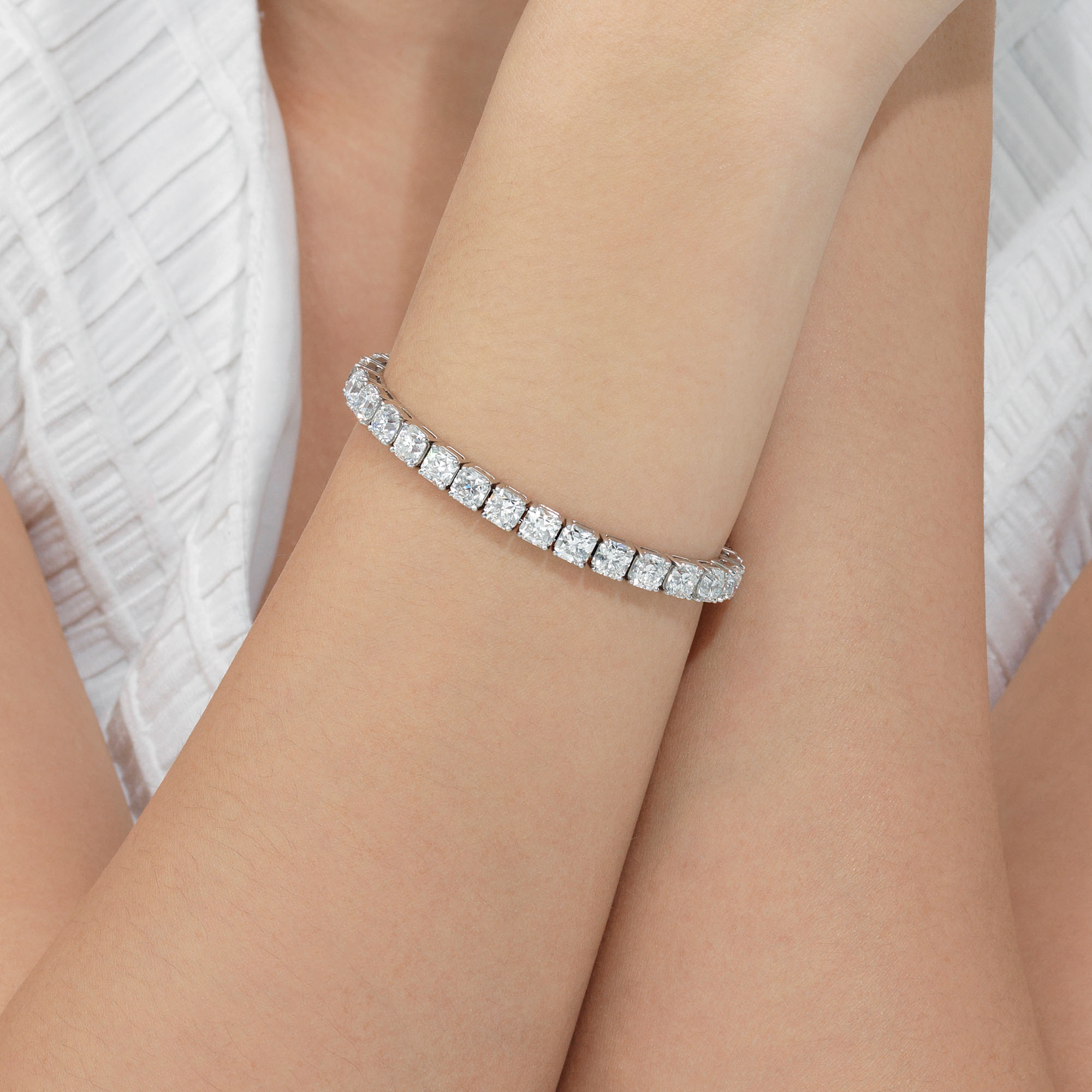 Tiffany & Co. Moonstone and Montana Sapphire Bracele #515692 – Beladora