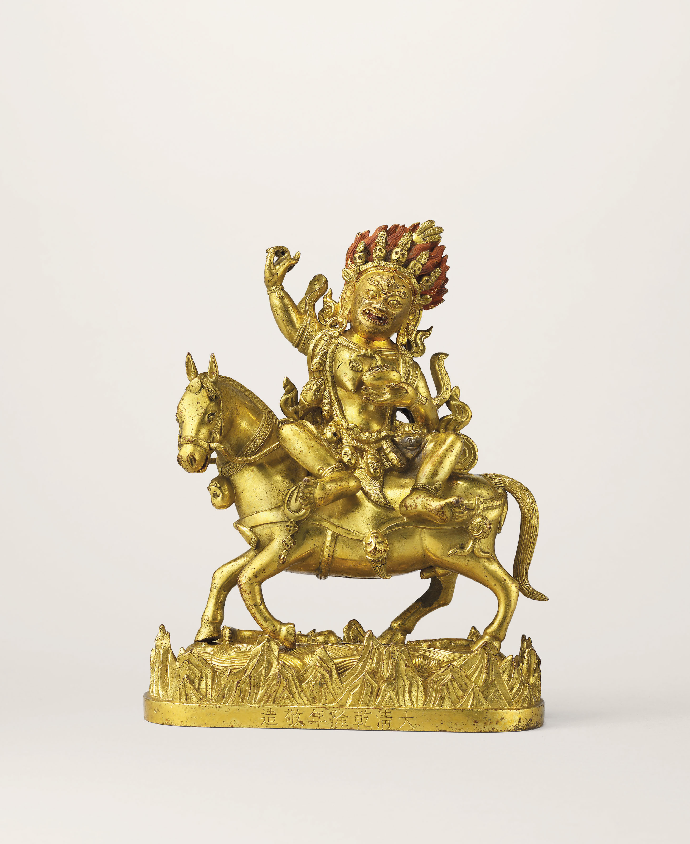 明宣德鎏金銅釋迦牟尼佛坐像「大明宣德年施」刻款, INCISED
