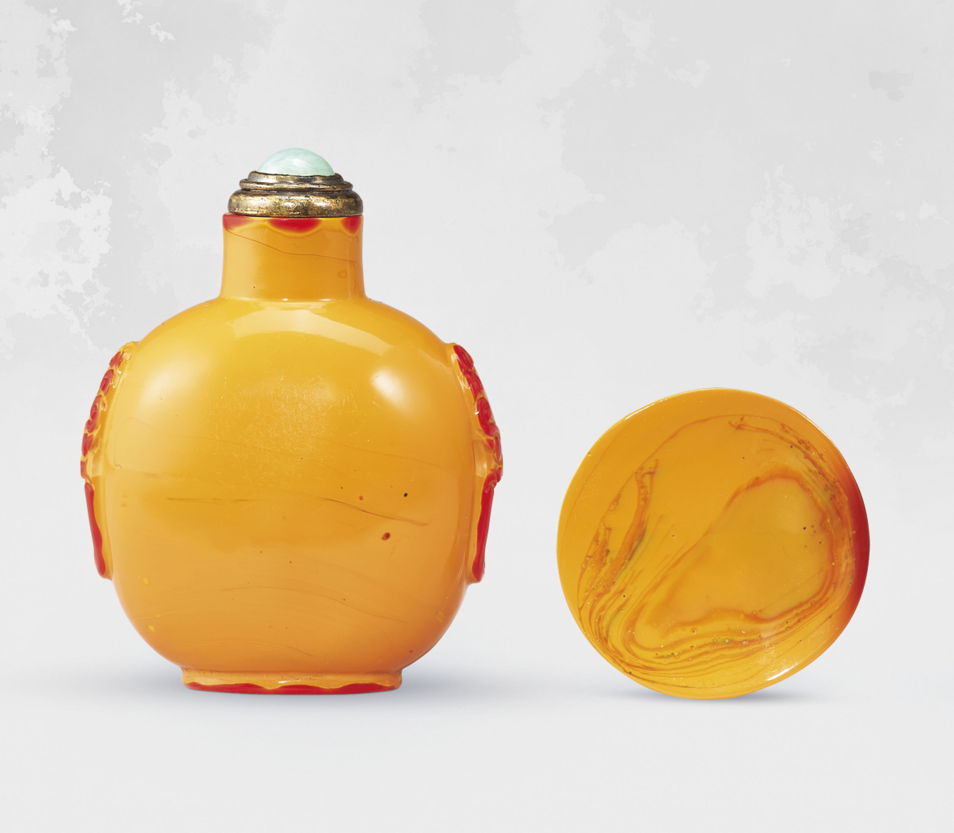 清1830-1880年青花釉裡紅人物圖鼻煙壺（連青花釉裡紅人物圖鼻煙碟
