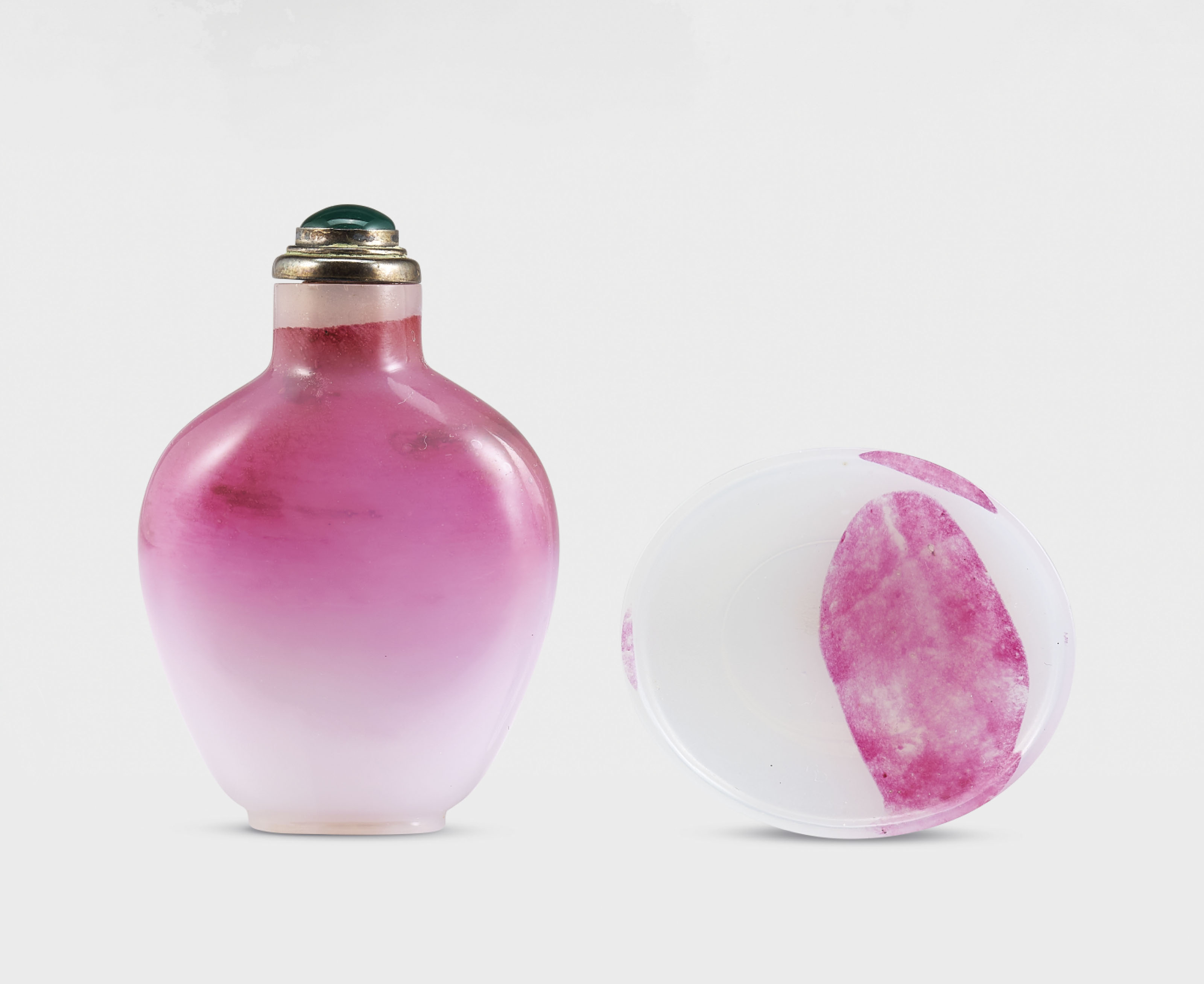 清1830-1880年青花釉裡紅人物圖鼻煙壺（連青花釉裡紅人物圖鼻煙