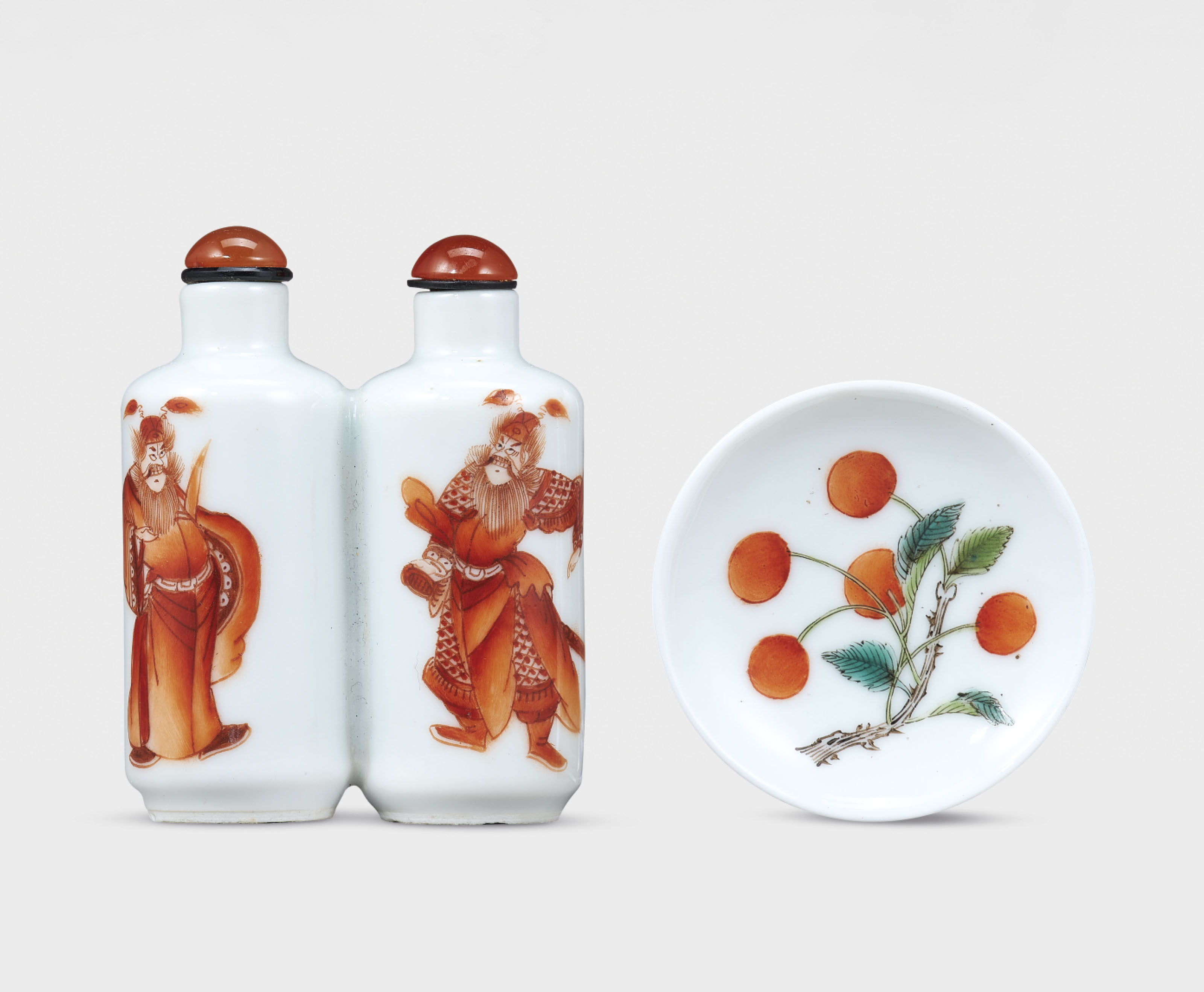 中国骨董　清中期　青花釉裏紅　人物　鼻煙壺　翡翠蓋　骨杓 中国骨董 清中期 青花釉裏紅 人物 鼻煙壺 翡翠蓋 骨杓