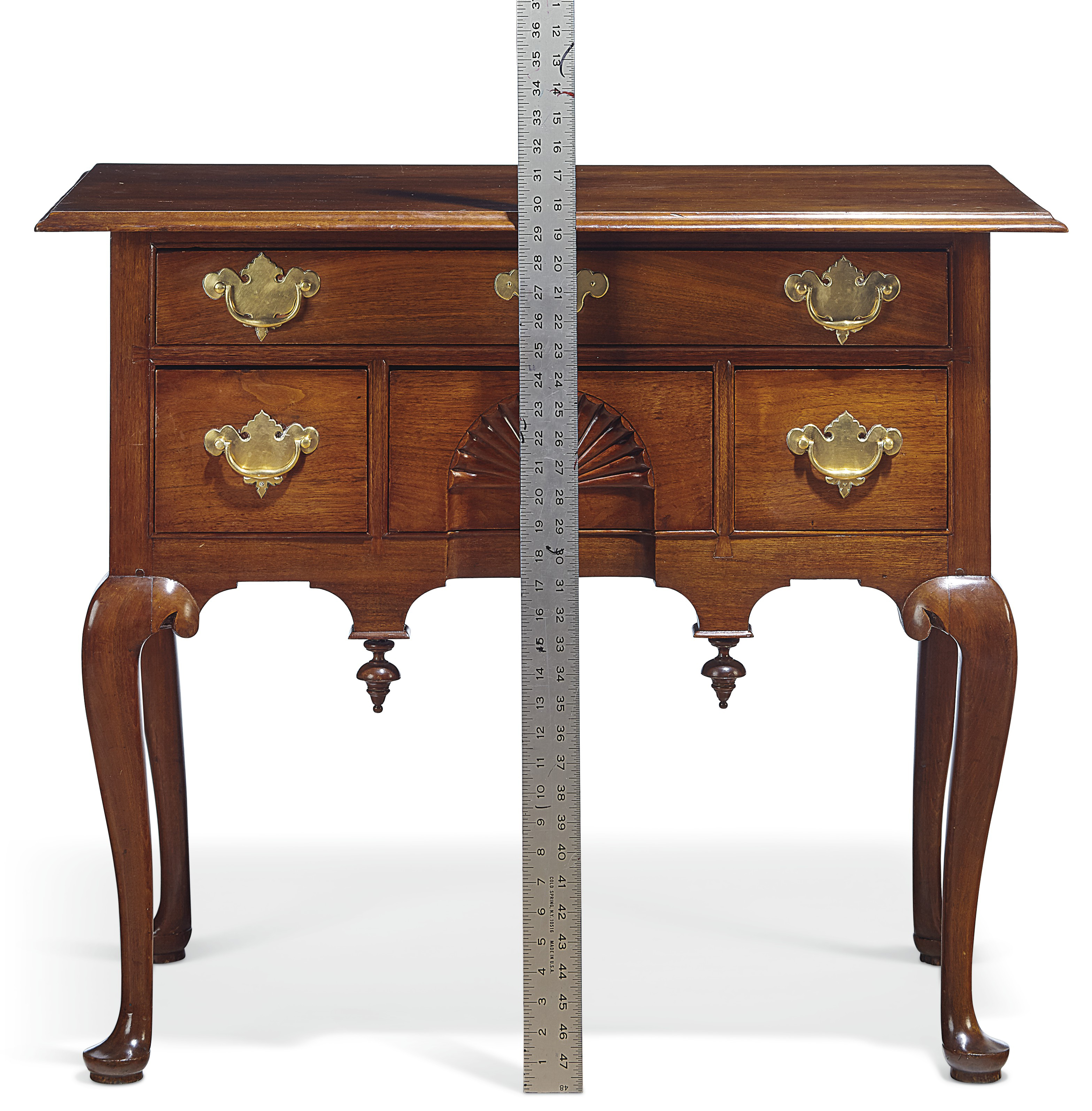 matching chest of drawers and dressing table