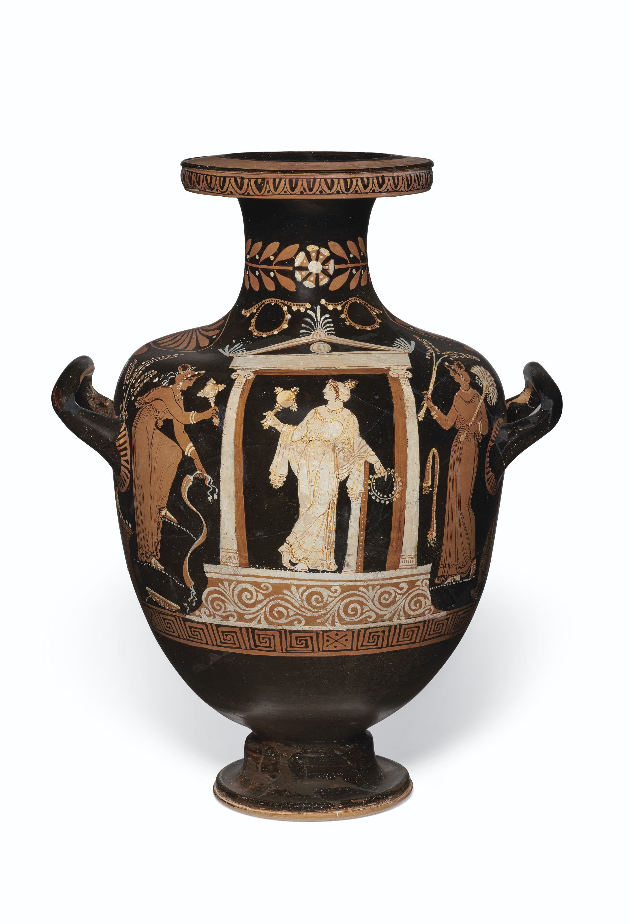 AN APULIAN REDFIGURED HYDRIA, ATTRIBUTED TO THE PAINTER OF B.M. F336