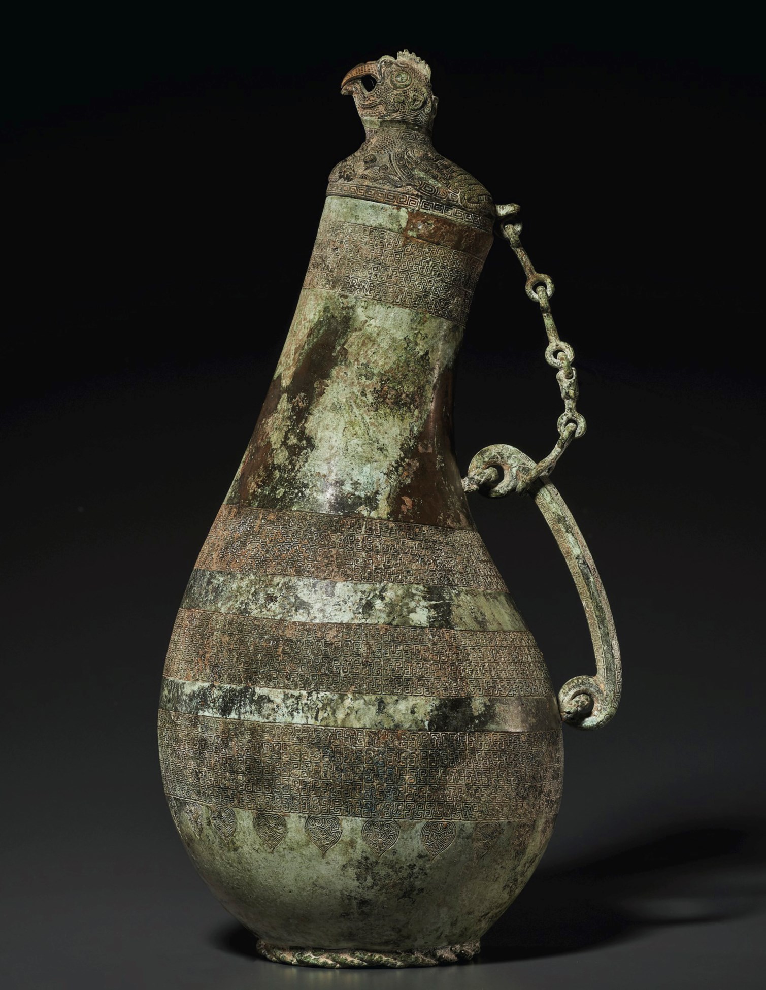 A RARE BRONZE RITUAL WINE VESSEL, HU, SPRING AND AUTUMN PERIOD, LATE 6THEARLY 5TH CENTURY BC