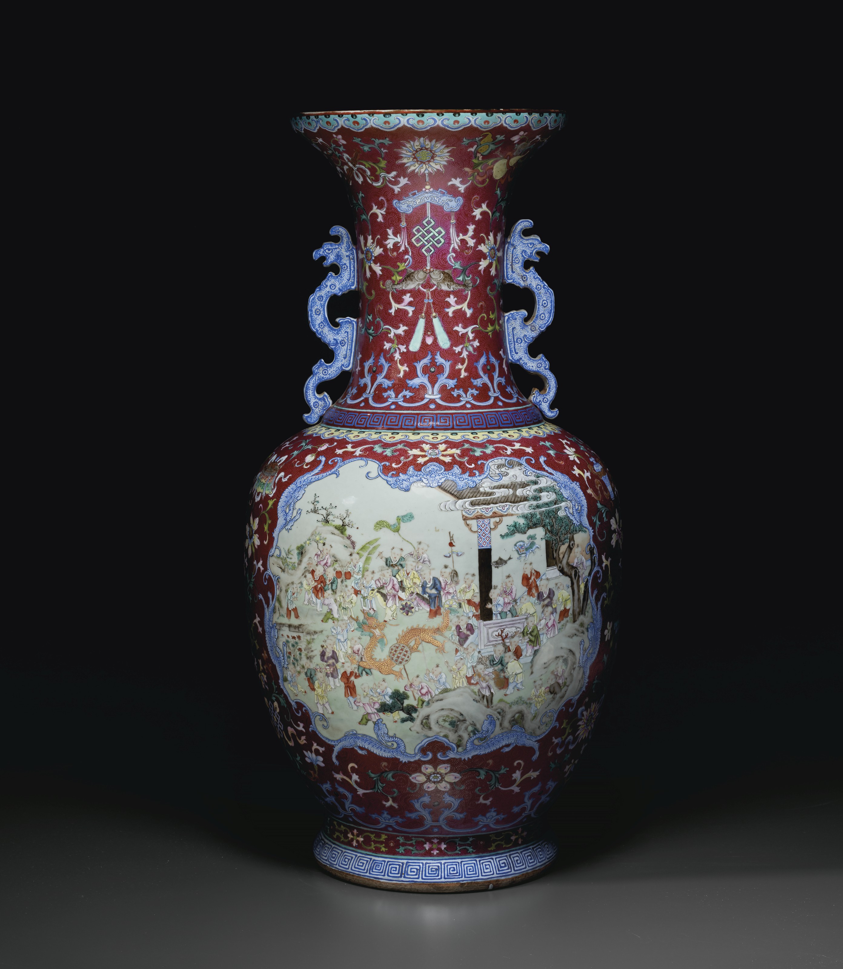 清雍正粉彩八仙賀壽圖瓶, YONGZHENG PERIOD (1723-1735
