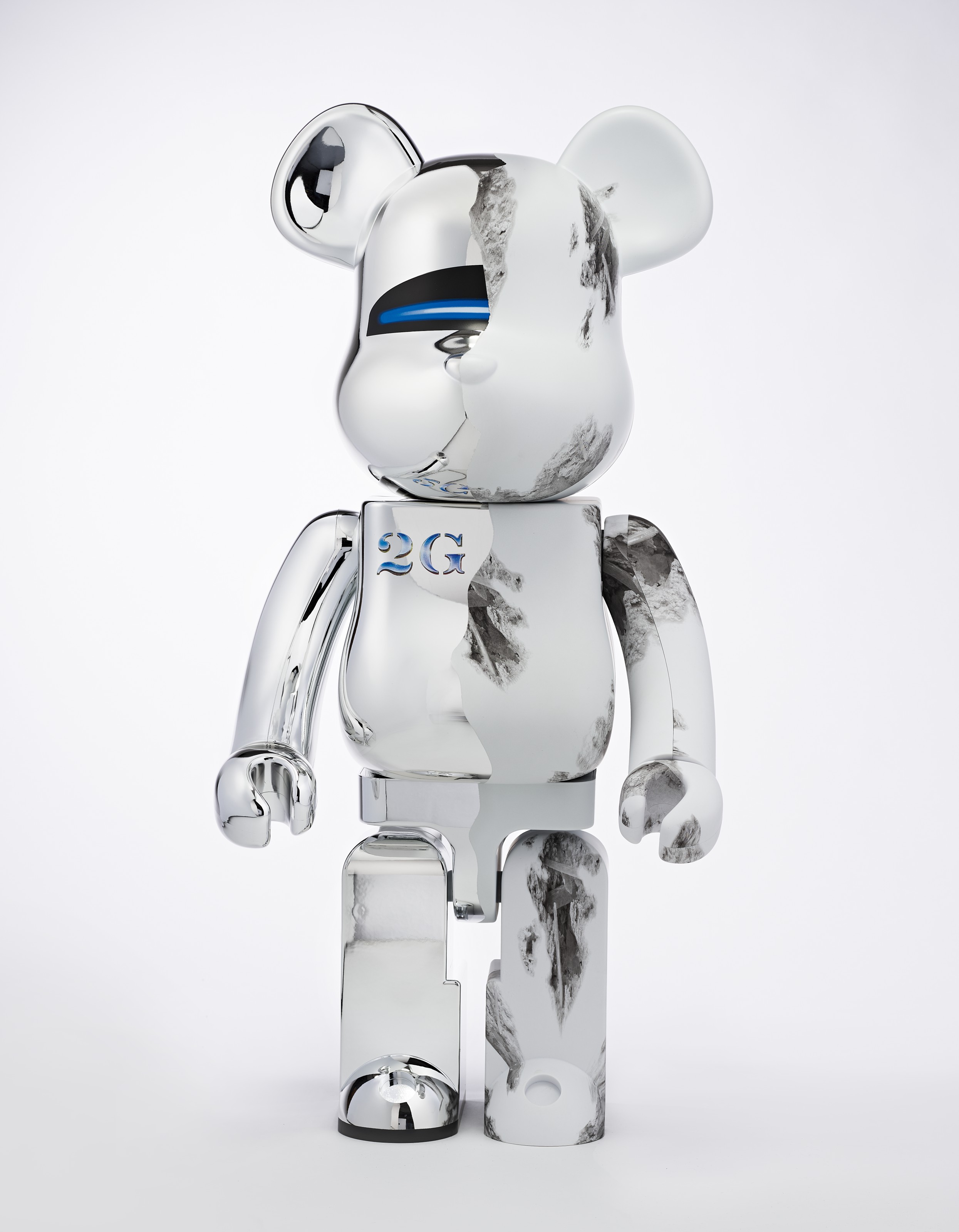 DANIEL ARSHAM (B. 1980) x HAJIME SORAYAMA (B. 1947), 1000% BE