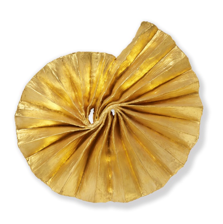 Lynda Benglis (b. 1941), Argonauta, 1980. Gold leaf, gesso, hydrocal, oil base size and brass wire mesh. 35½ x 34 x 2  in (90.2 x 86.4 x 5.1  cm). Estimate $70,000-100,000. Offered in Post-War & Contemporary Art Day Sale on 7 October 2020 at Christie’s in New York. Artwork © Lynda BenglisVAGA at ARS, NY and DACS, London 2020
