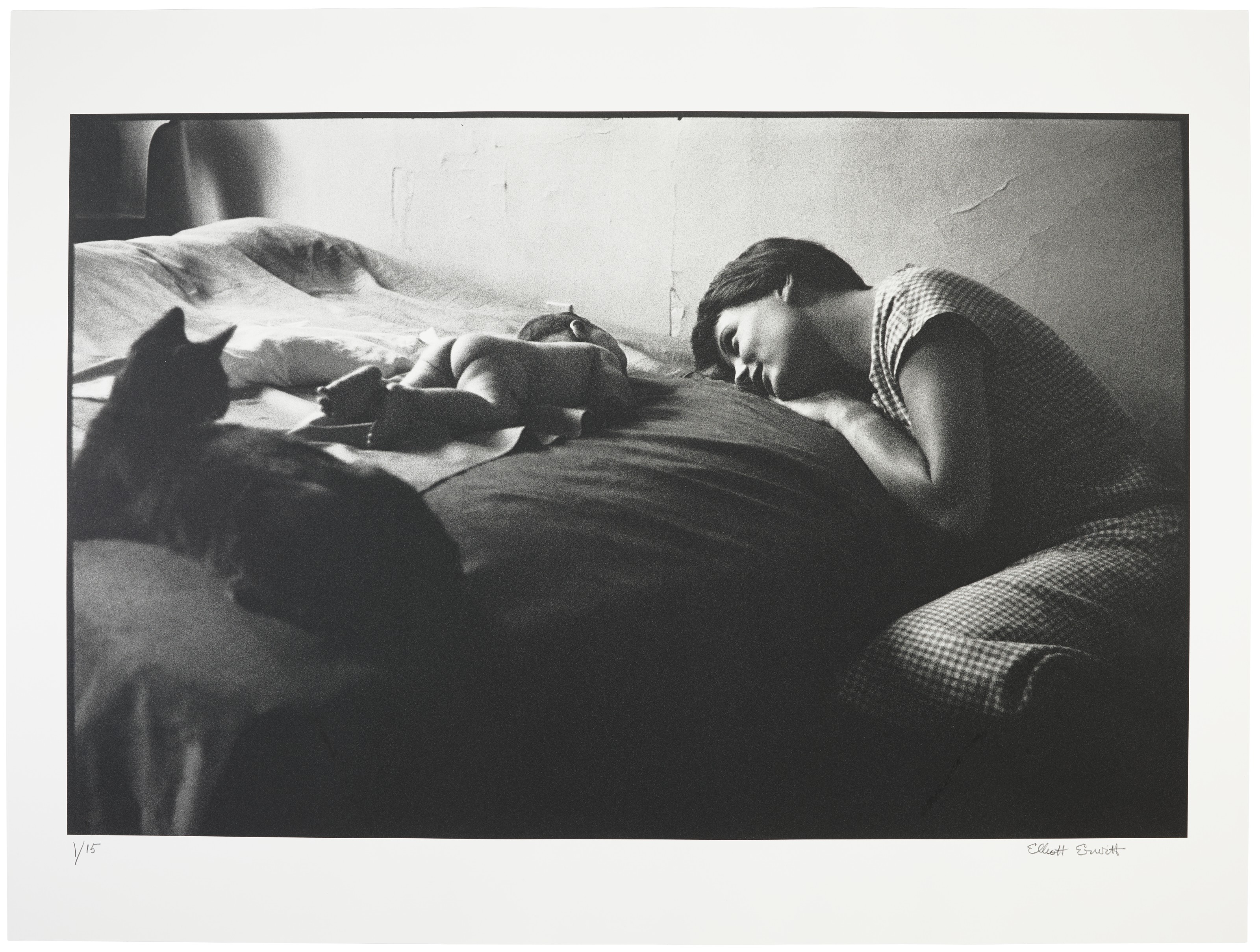 ELLIOTT ERWITT (B. 1928), Mother and Child, New York, 1953