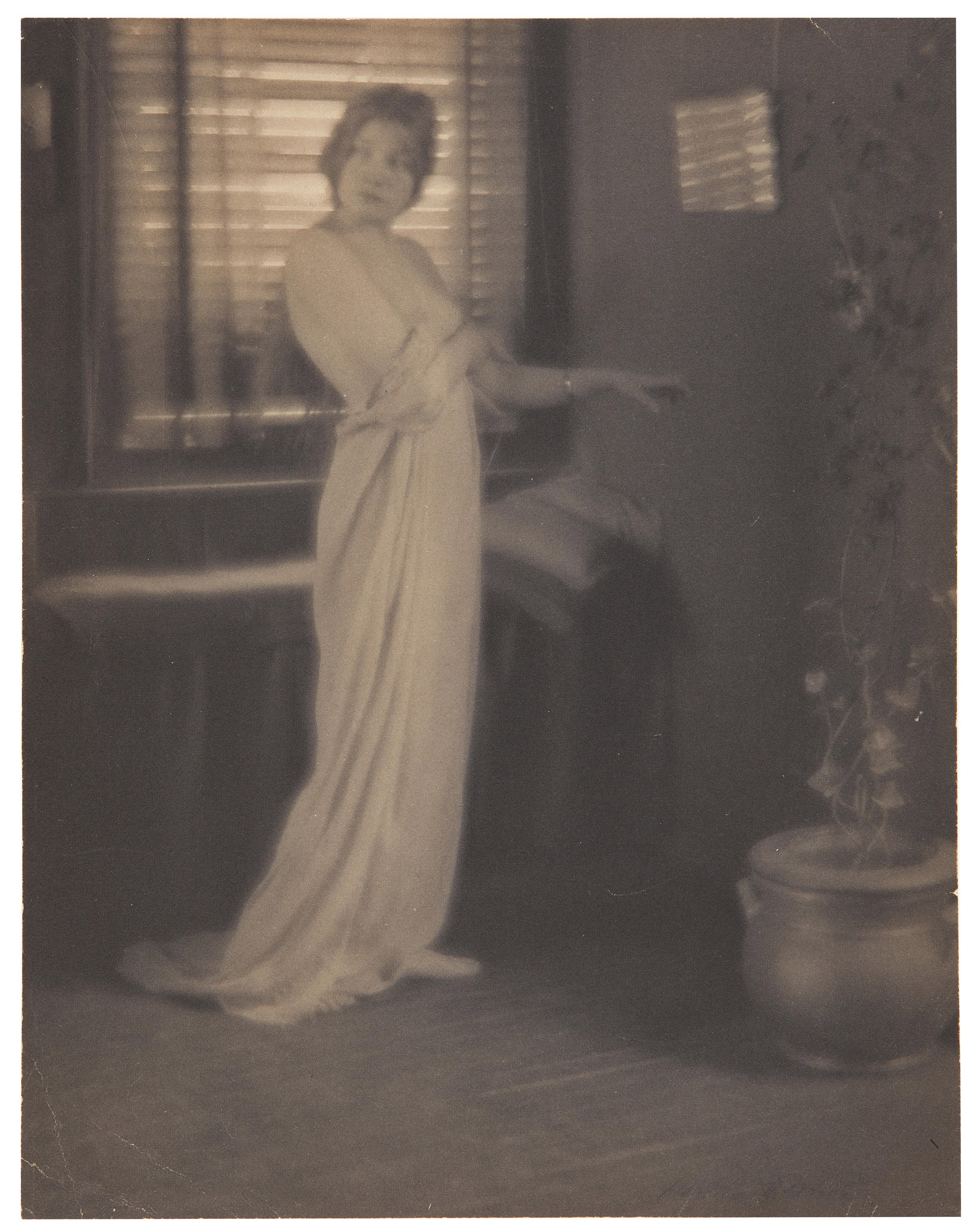 Clarence Hudson White auctions, appraisal insights and free