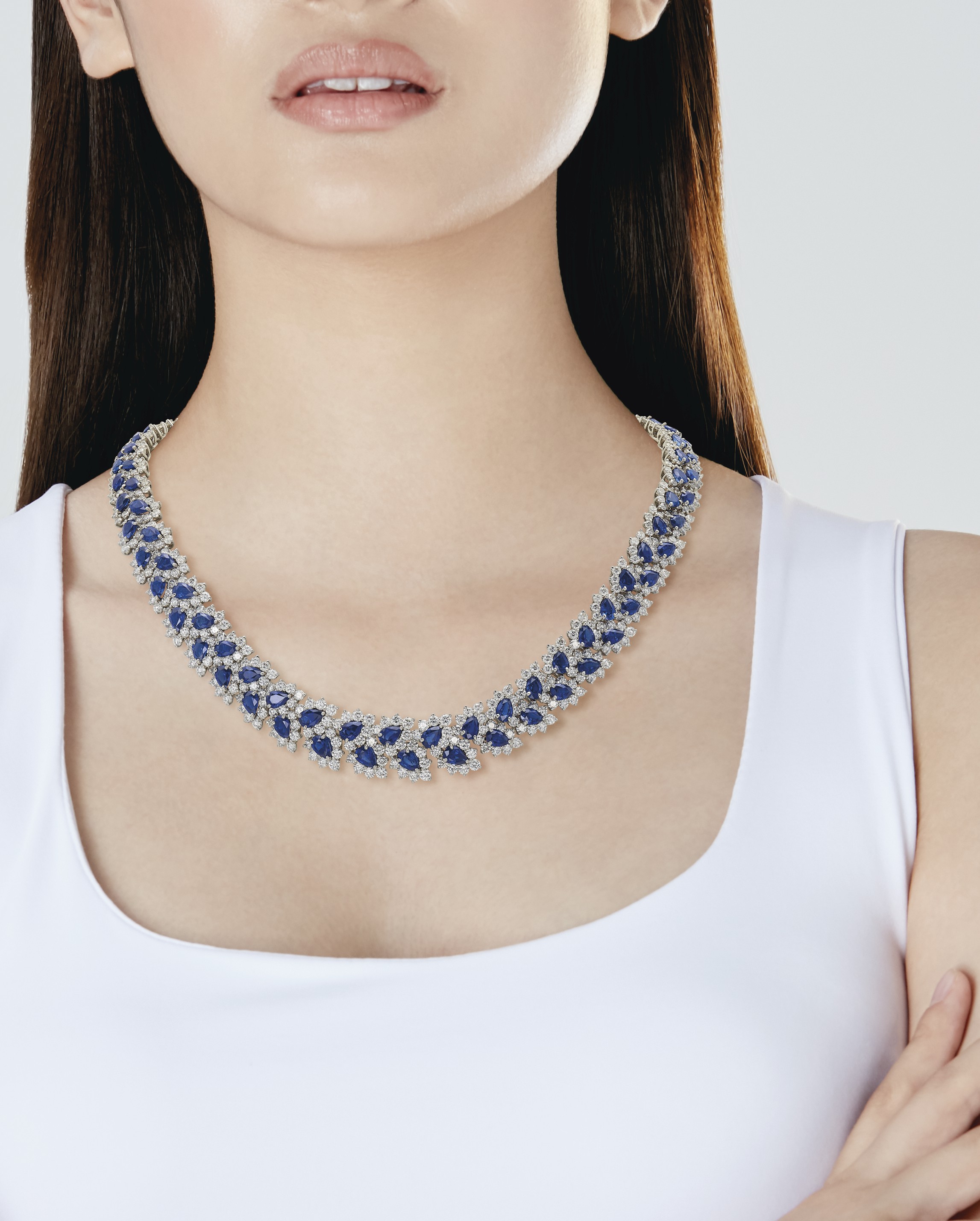 Tiffany and co leaf necklace deals