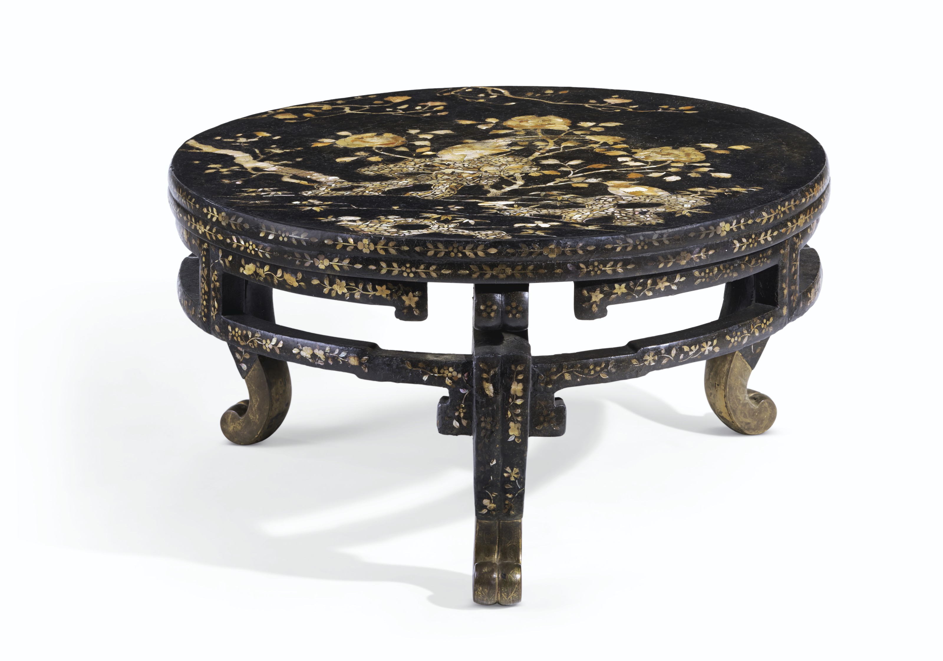 A Chinese Large Black Lacquer Mother Of Pearl Inlaid Round Table