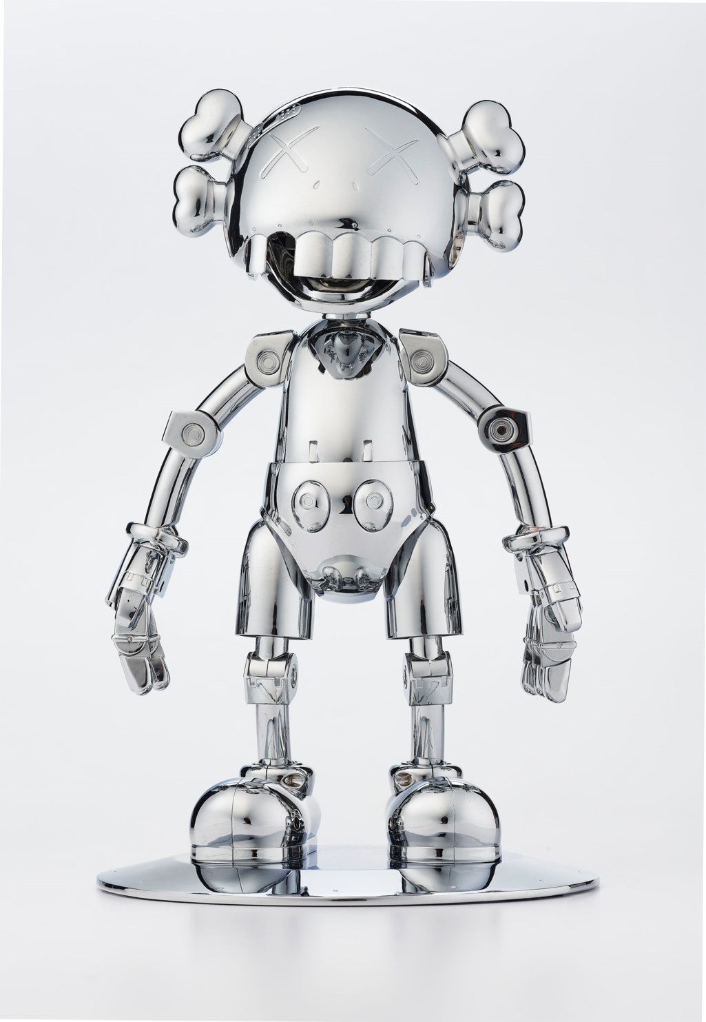 Kaws X 空山基 1974 年生和1947 年生 No Future Companion 亮银 Christie S