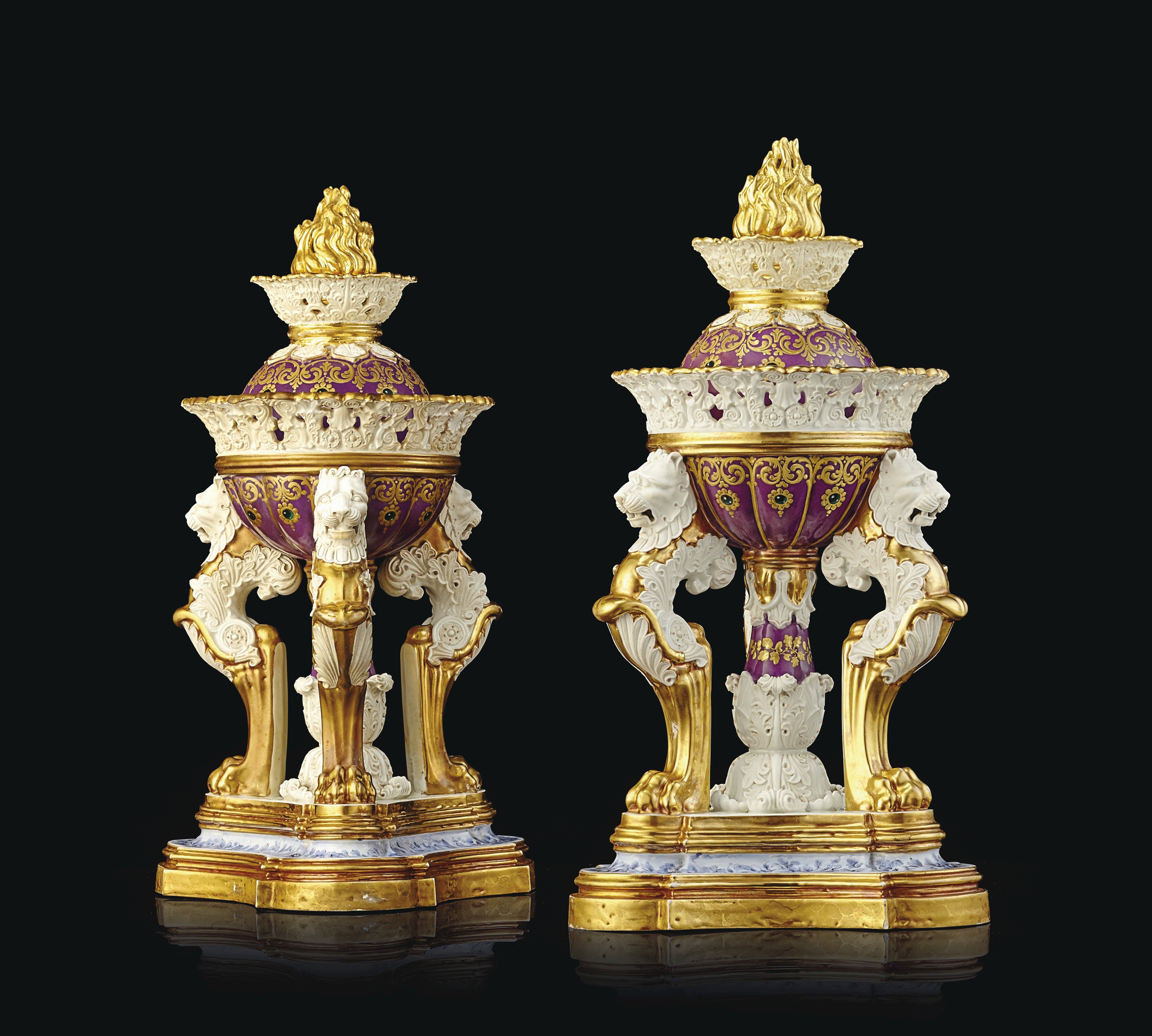 A PAIR OF JACOB PETIT PORCELAIN PURPLEGROUND BRULE PARFUMS AND COVERS