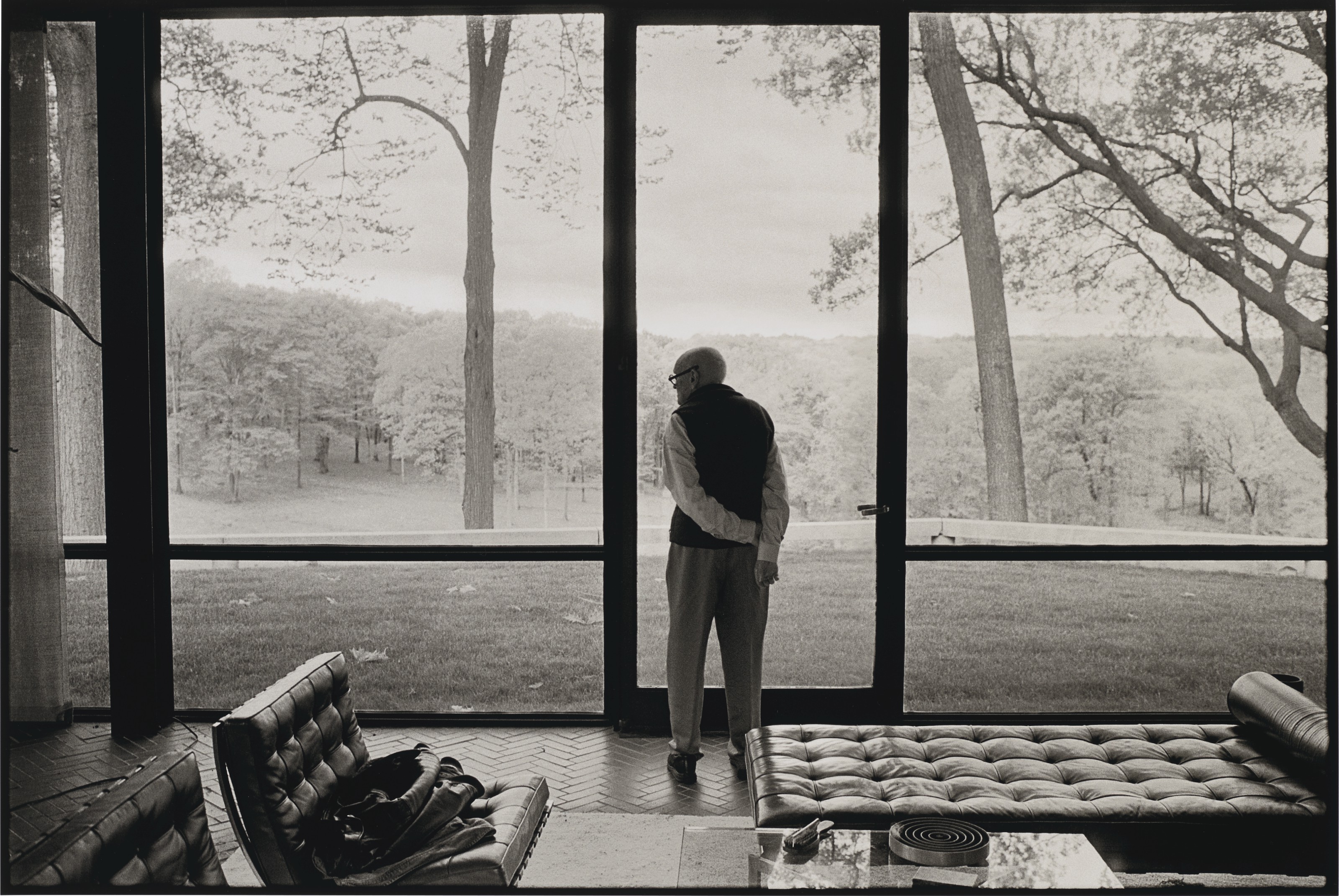 Catalog image of Philip Johnson, Glass House, New Canaan, Connecticut, 2000