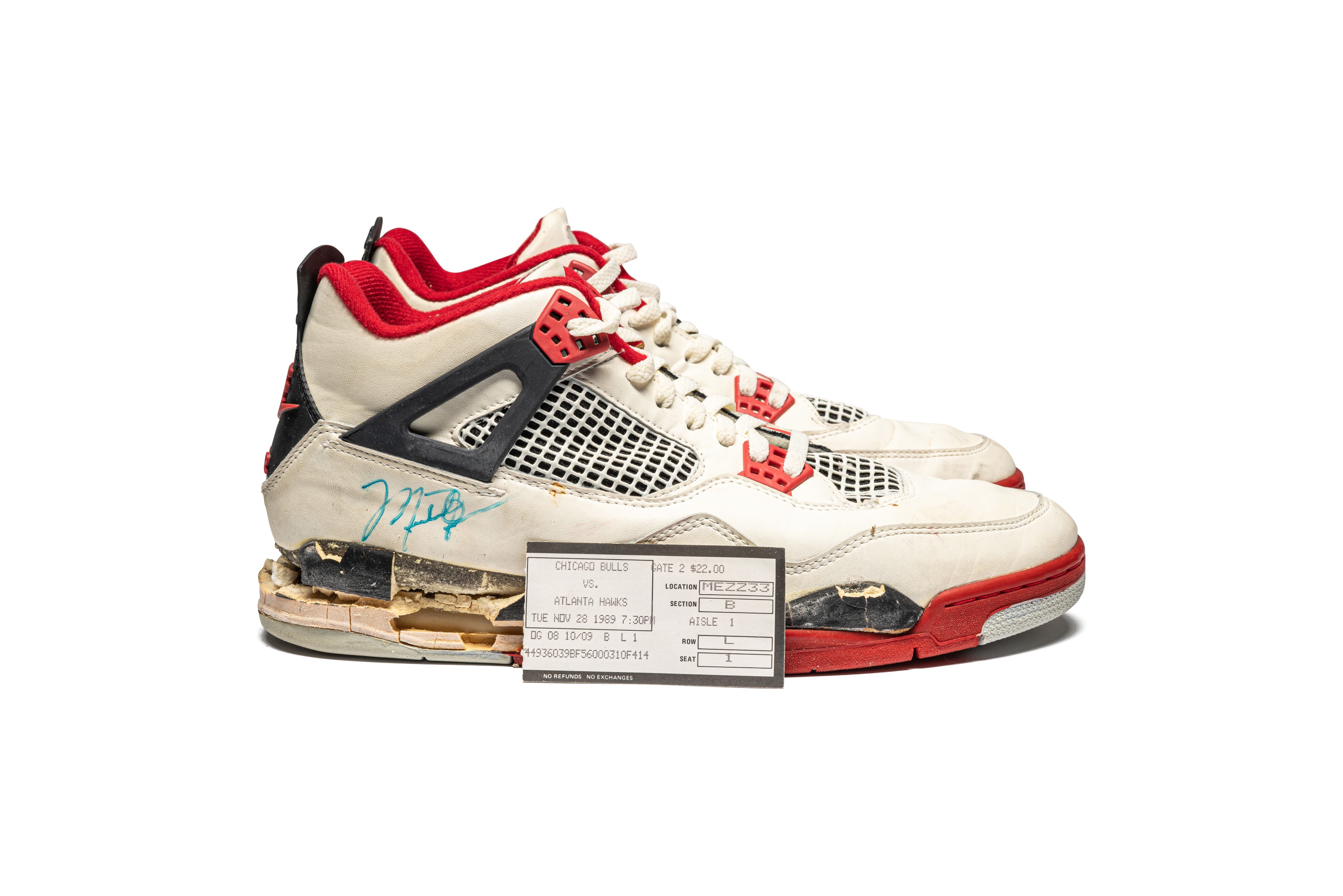Jordan 4 in game new arrivals