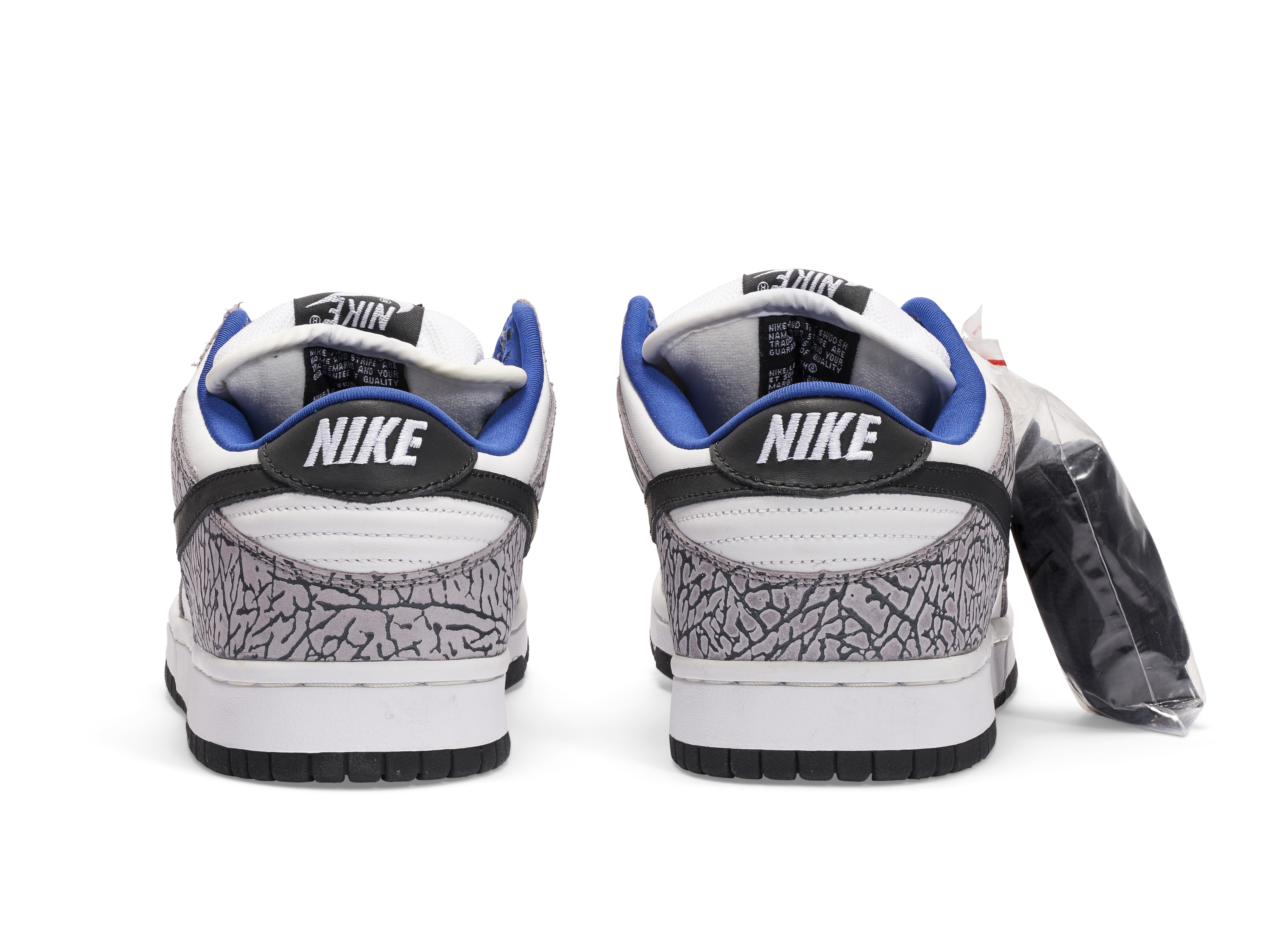 A COMPLETE SET OF ORIGINAL 2002 SUPREME NIKE SB DUNK LOW SNEAKERS SUPREME NIKE SB 2002 Christie s