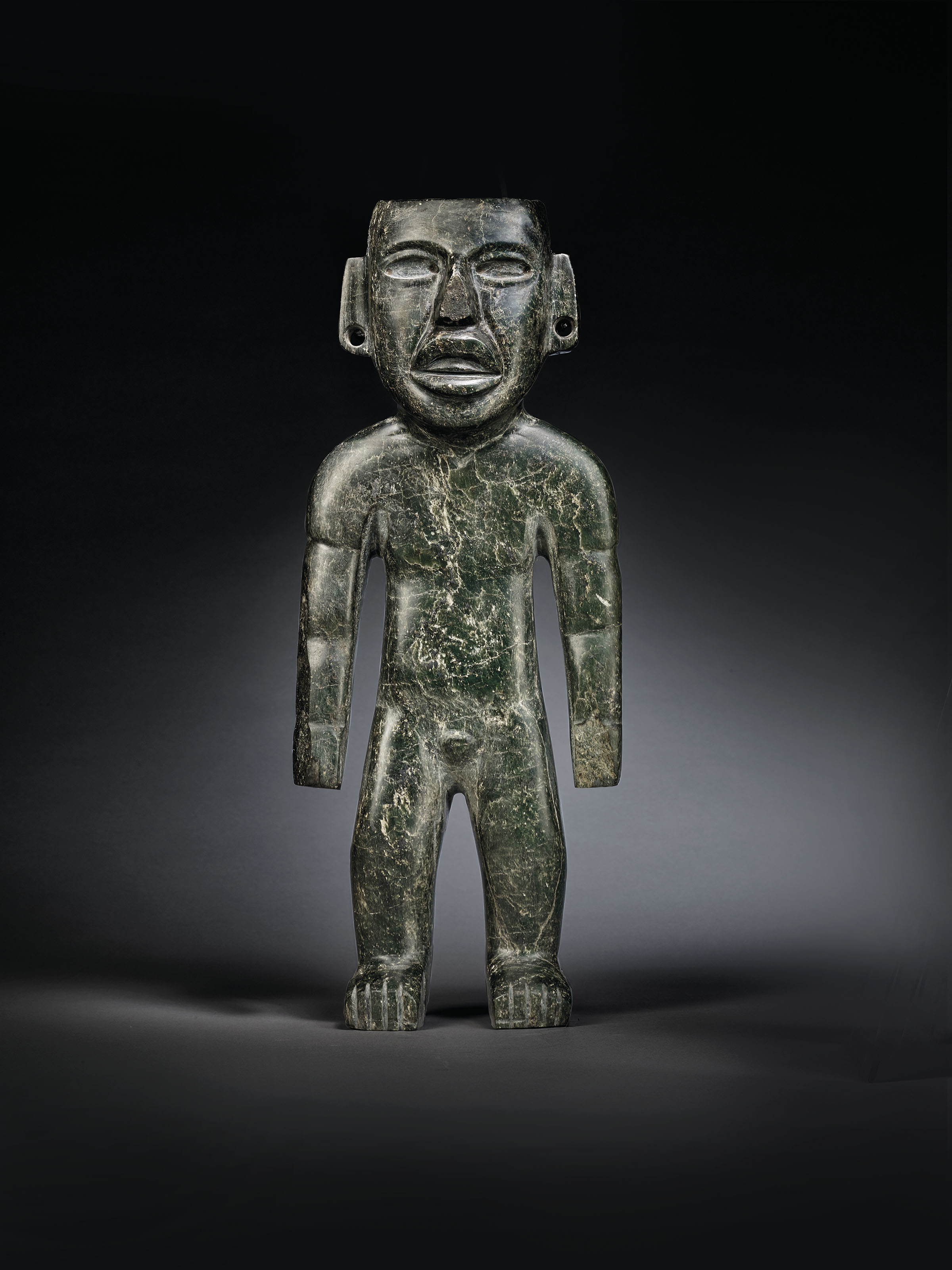 An important Teotihuacan statue, Pre-Classic, circa 300 BC-300 AD. Height&nbsp;16⅞ in (42.9 cm).&nbsp;Estimate: &euro;250,000-450,000. Offered in Pre-Columbian Art on 29 June 2020 at Christie&rsquo;s in Paris
